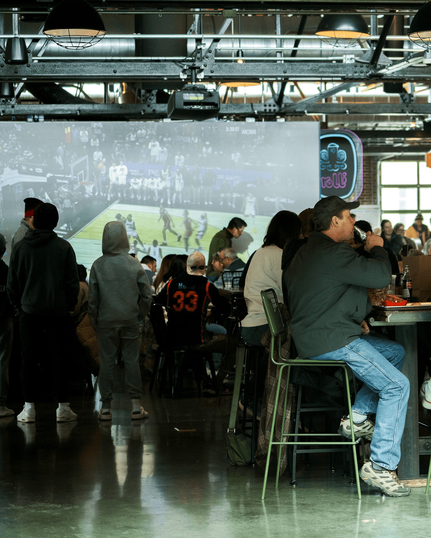 Birthday Party + IU Watch Party = Best Friday Night Ever 🔥
Join us this Friday night for The Garage Turns 5 birthday bash featuring live music from @livingproofindy, Garage speed trivia with @quizzlertrivia, tableside magic with @davidranalli, face painting, can't-miss raffle giveaways, and yes... the IU game
Plus, don't miss the special birthday features they're cooking up at @4birdsbakery, @dallara_akesports, @greatlegsindy, @jslobster, @eatjustchicken, and @lickindy 😋
Best birthday ever? You better believe it.