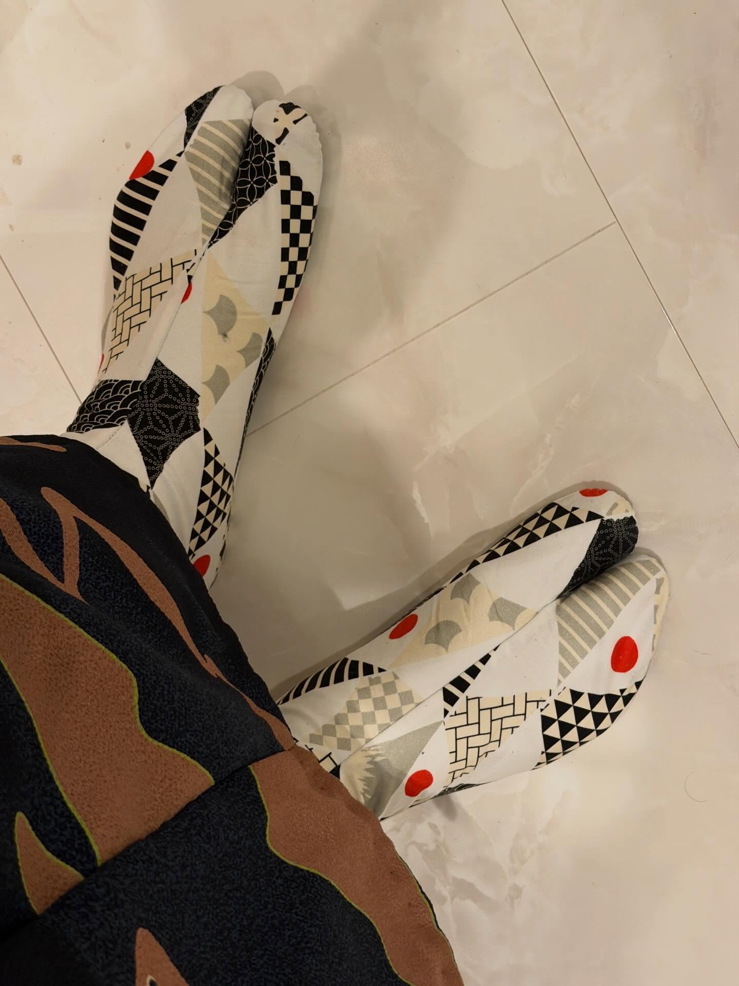 Triangles are a kind of Perfume's symbols.
Perfumeぽい三角形足袋で。
#kimono #足袋 #menskimo #着物男子