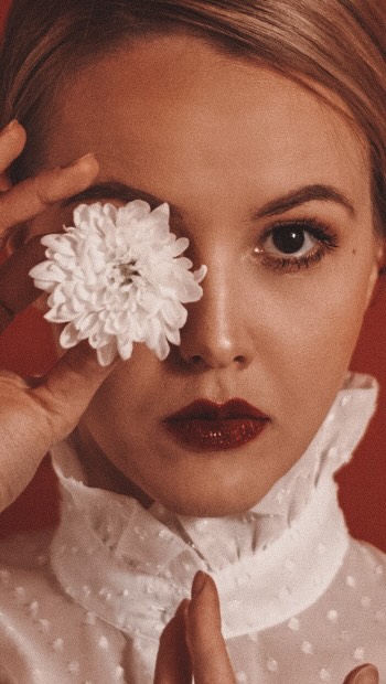 I’ve spent far too long waiting for the right moment to share things.
The perfect edit.
The perfect time.
The perfect version.
The reality?
I have a backlog of beautiful projects you’ve never seen.
Work I poured myself into, then quietly left unfinished — or unshared — while moving on to the next thing.
This year, I’m choosing something different.
Less polishing. More releasing.
Less guilt. More movement.
Real life doesn’t pause for perfect conditions.
I have three children, two dogs, a house that’s rarely spotless,
and yes — sometimes unwashed hair and very little makeup.
And still, my head is full of ideas and my hands want to create.
So this is me deciding to share more —
not because everything is flawless,
but because it’s real, it’s done, and it deserves to be seen.
#mesinaphoto #northernireland #northernirelandphotographer #lisburn #lisburnphotographer