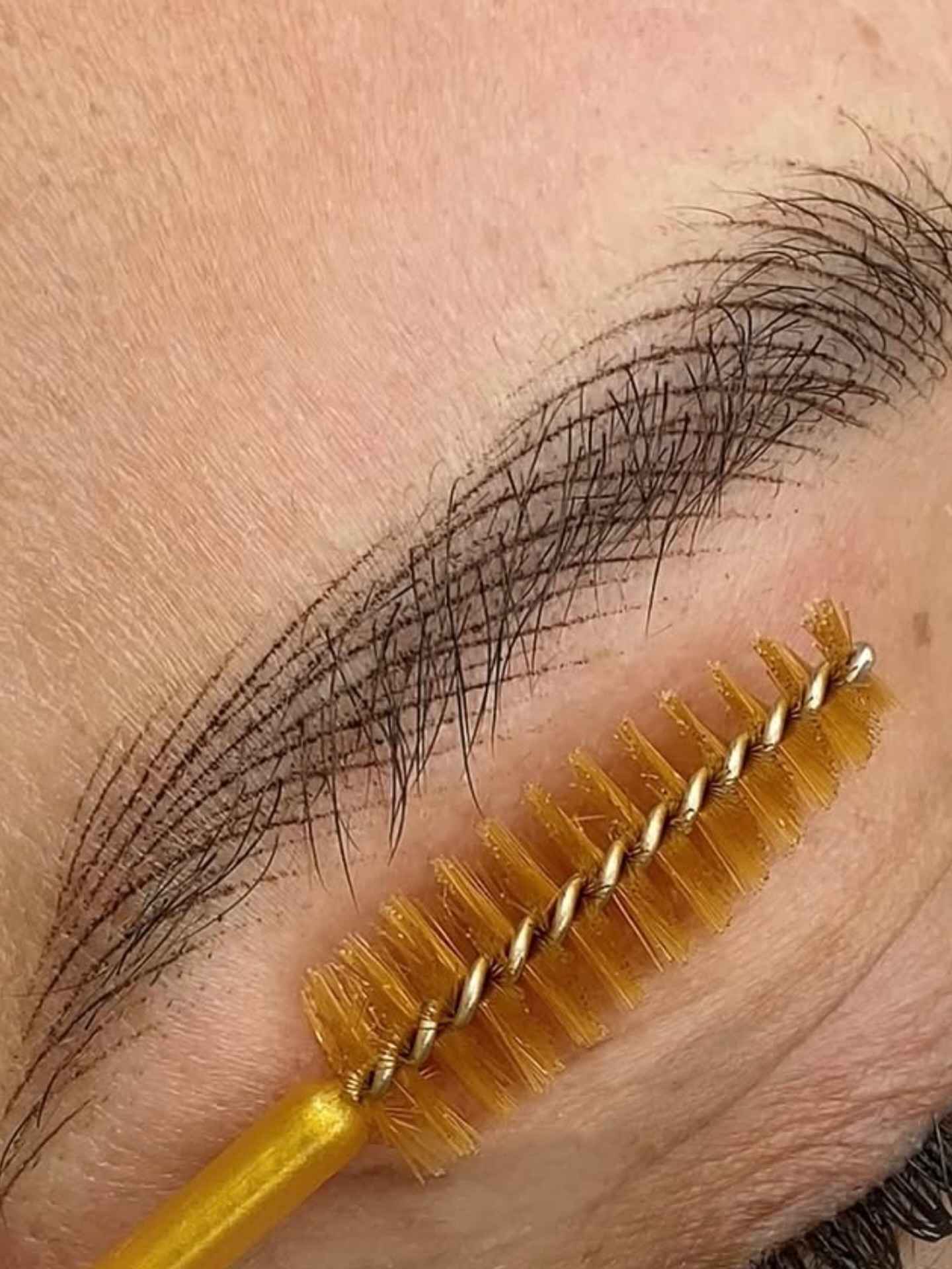 How to look polished the moment you wake up? The secret of ‘no-makeup’ brows
Booking Link in BIO
#soft #naturalbrows #Eastsidebeauty
#lowmaintenancebeauty
#realistichairstrokes