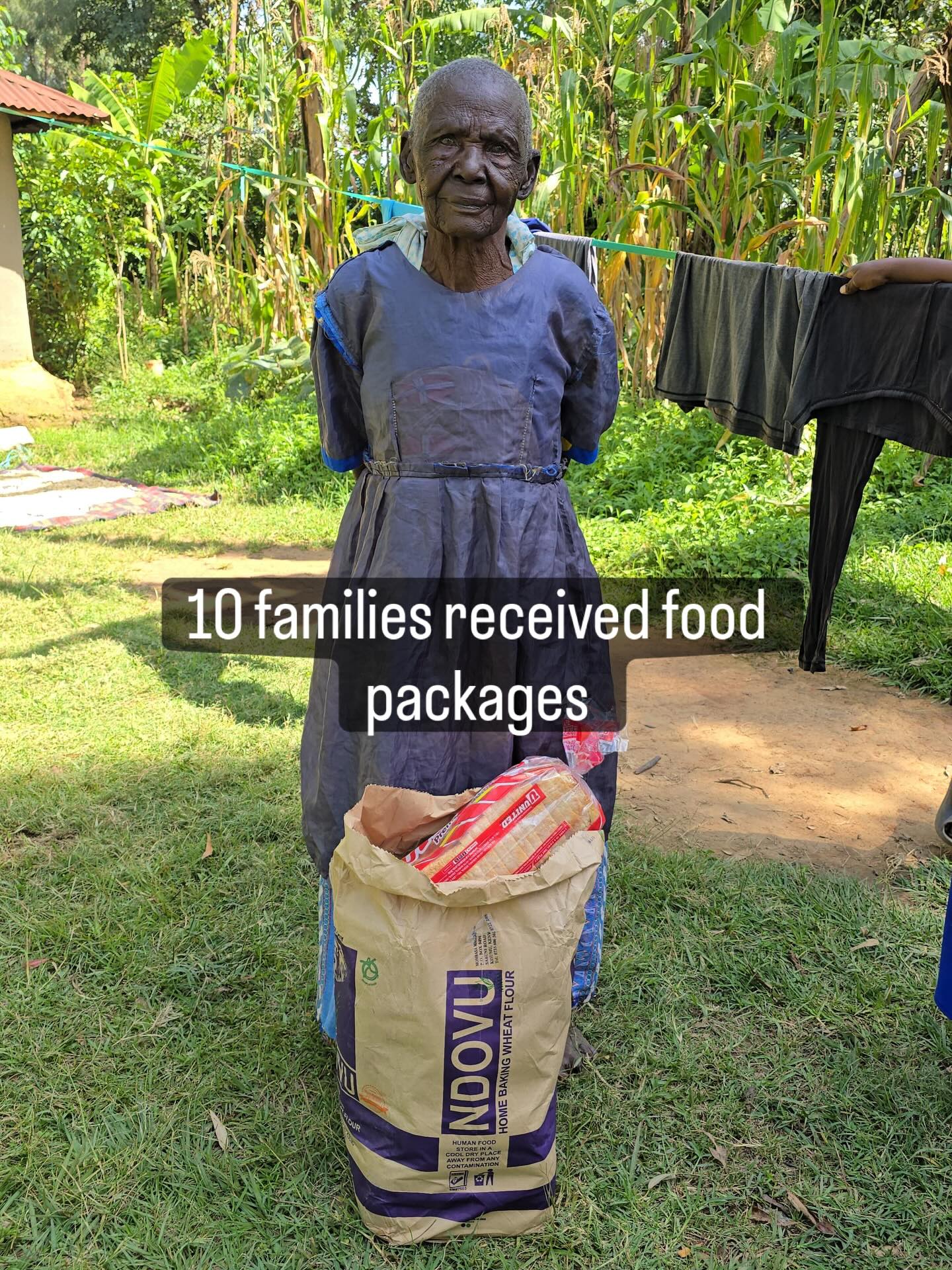 Your generous Christmas donations made an incredible impact:
🎄 Fed 150 people at a Christmas Day celebration
🎉 Fed 150 people again to welcome the New Year
🎁 Provided hand-chosen gifts for 80 children
🤍 Supported 10 families in Kenya with a full month of food, delivered by our Lifting Lives team
Thank you for turning kindness into action and hope into reality. This is what community looks like.
#Grateful #ChristmasGiving #NewYearImpact #LiftingLives #GivingBack