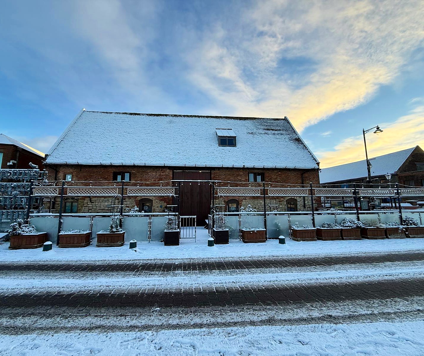 Did it even snow if you didn’t take a picture? ❄️ ⛄️ 📸