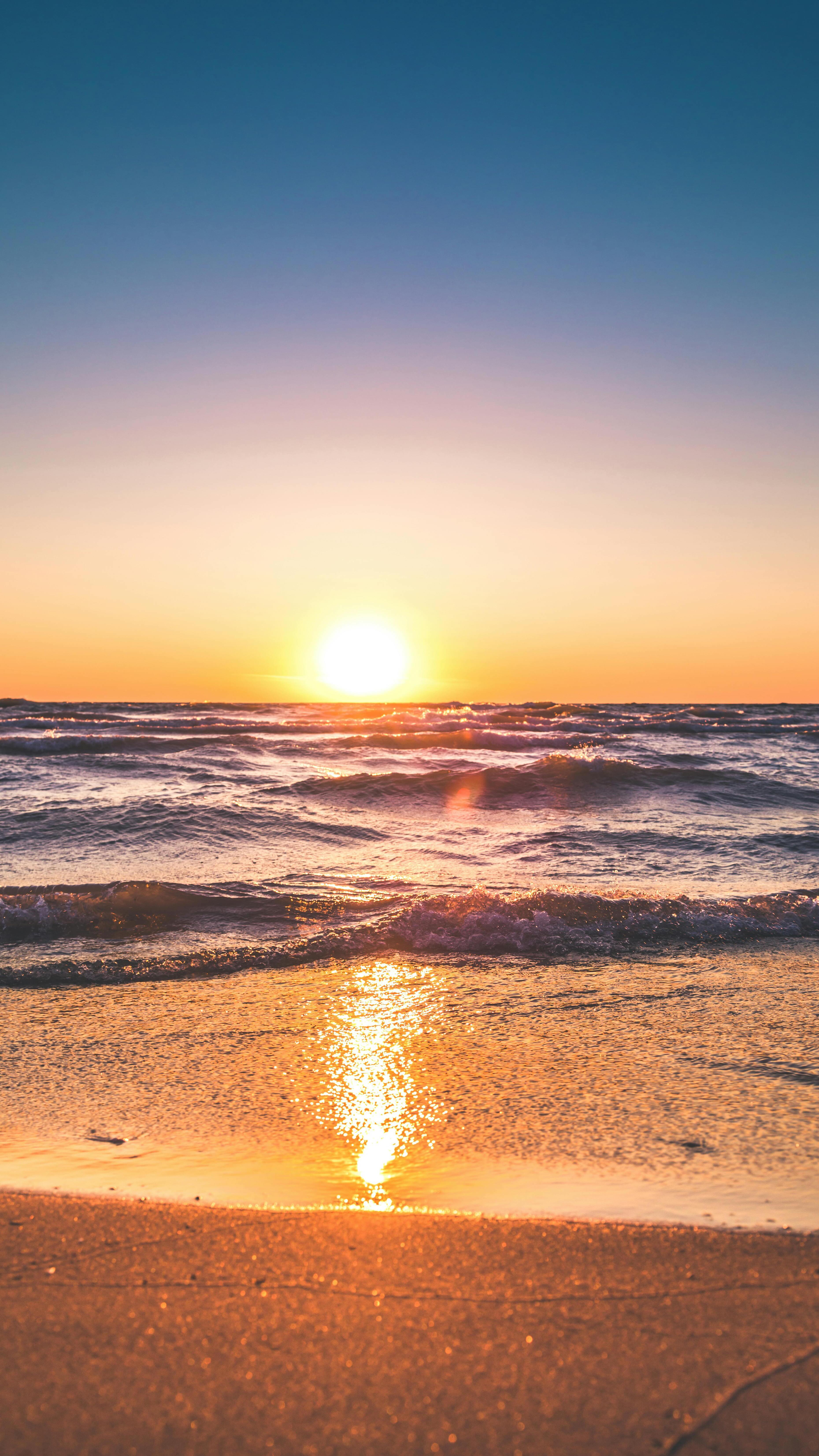 No te olvides de agendar tu cita semi presencial por mensaje privado o desde la web www.cristinaarribas.com ✨