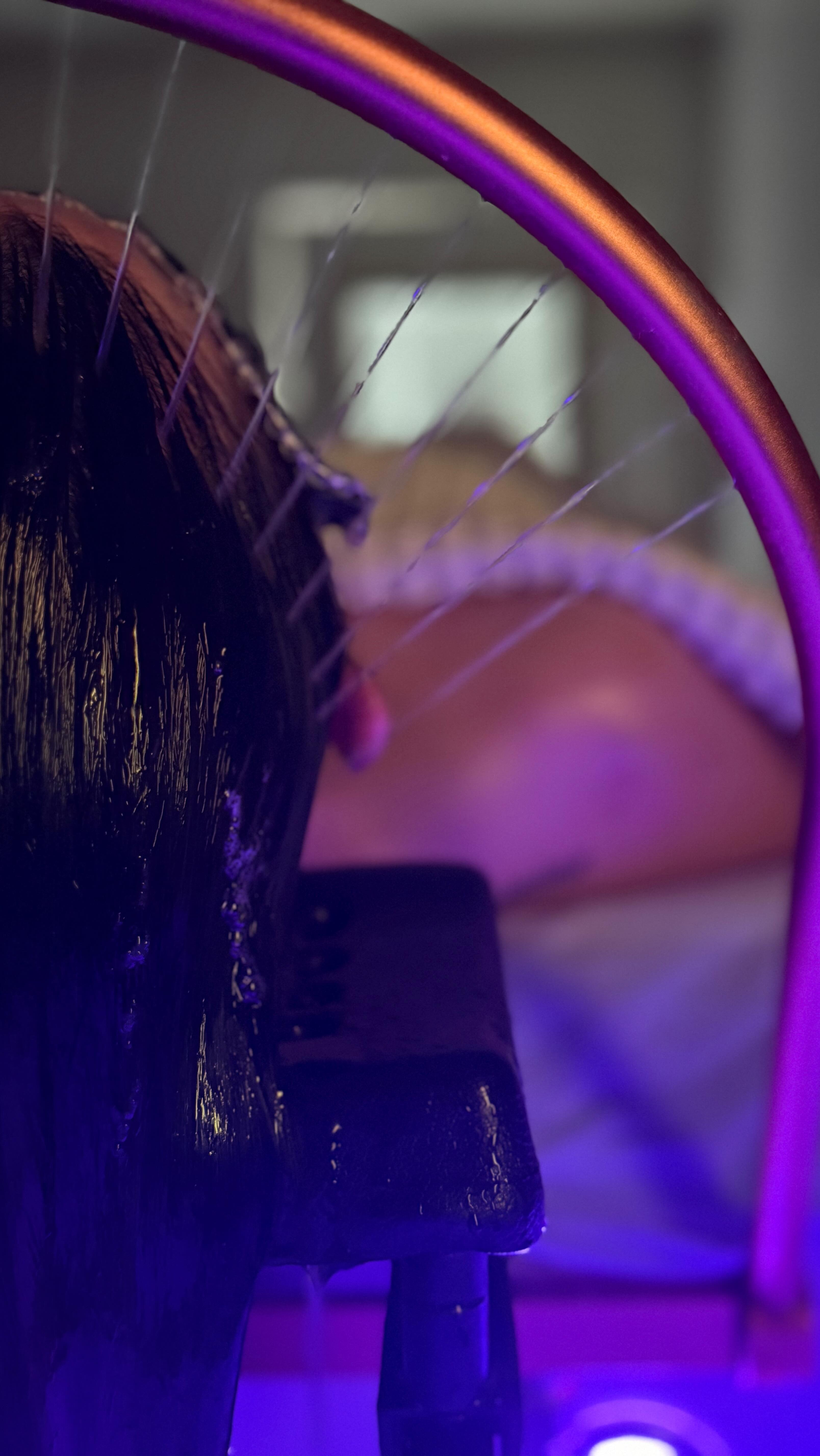 January is when your scalp feels everything December put it through.
Holiday stress, disrupted sleep, dehydration, and winter air all tend to show up in the same place first, your scalp. Dryness, tightness, shedding, irritation… it’s common, but it’s not something you have to push through.
Seasonal shedding also peaks right now, which means circulation, follicle health, and scalp balance matter more than ever. A head spa supports that process, gently clearing buildup, increasing blood flow, and creating an environment where healthier hair can grow.
January is also quieter. Schedules slow. There’s space to actually rest.
And that’s when this kind of care works best.
Starting the year with a healthy scalp isn’t indulgent, it’s foundational.
Better scalp health means:
• better color results
• better extension wear
• stronger, healthier hair over time
This is why January is the prime time for a head spa and why we love opening more availability this month.
✨ Gift cards welcome
✨ More head spa time opening soon!!
✨ Your hair year starts at the scalp