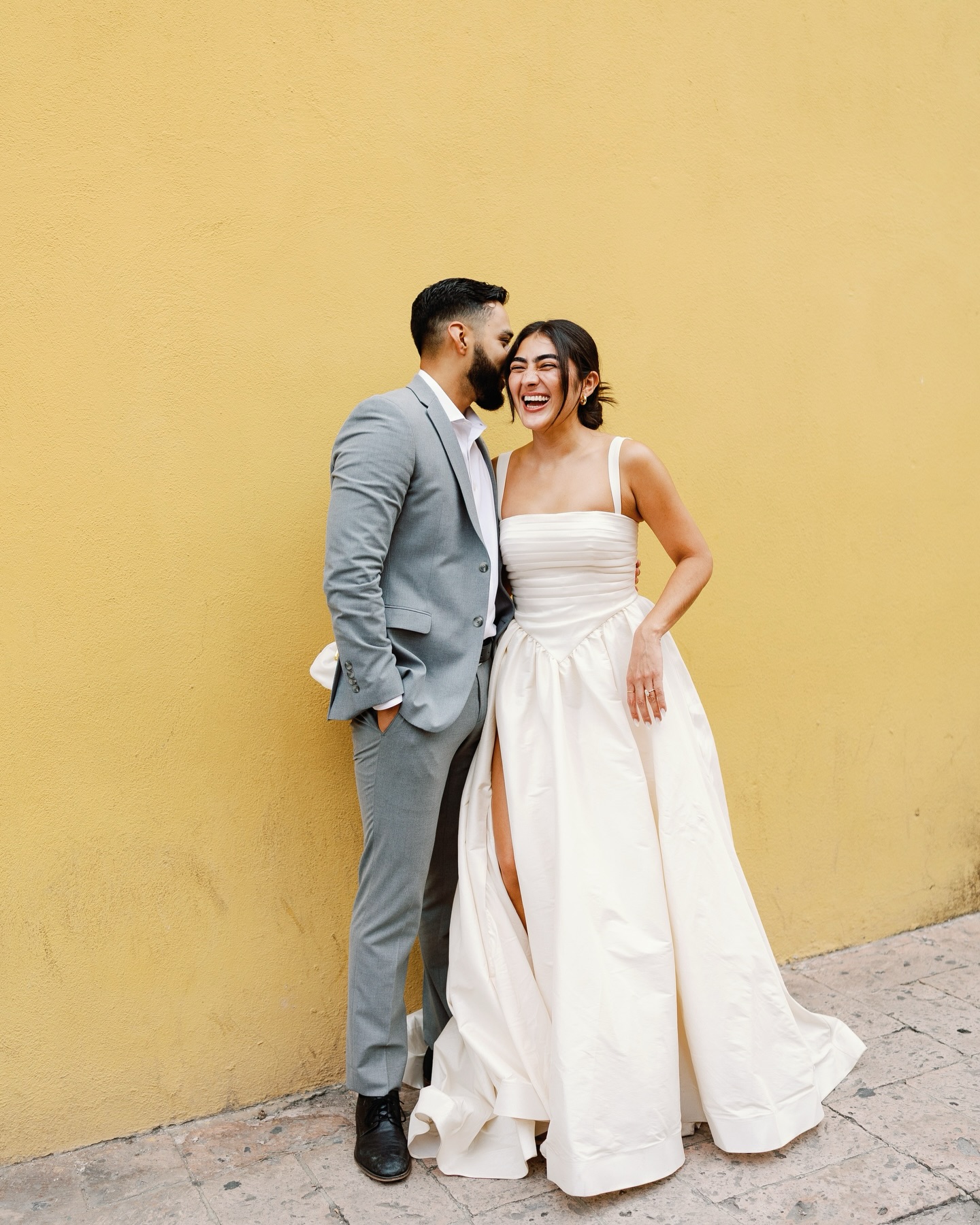 Wanted to start the new year by posting one of my favorite parts of 2025 on the photo business side of things 🤍 This was one of the most beautiful, filled with love, wedding weekends I’ve ever been a part of.
Second for @gabbygabsmedia 🪽