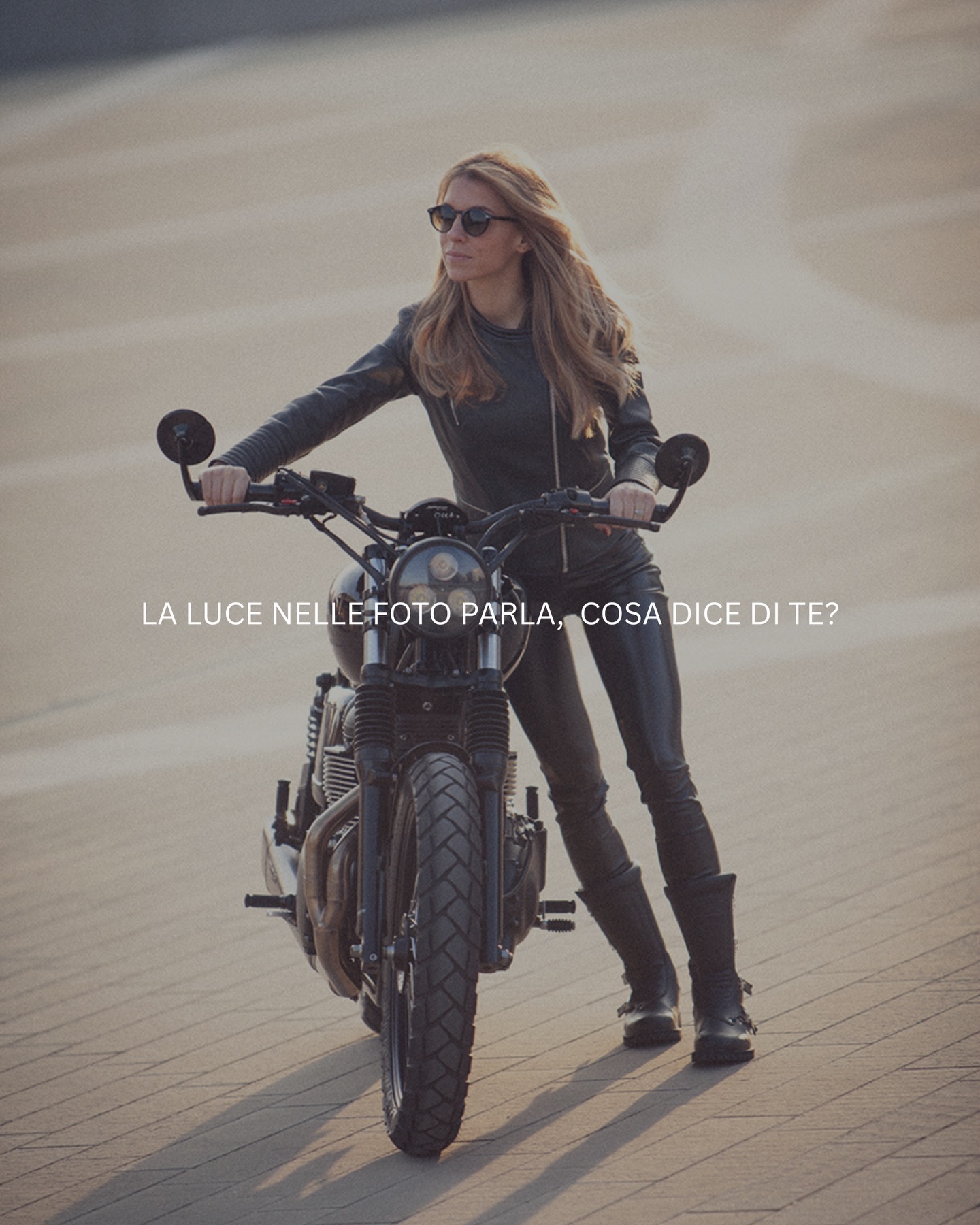 ✨ La luce nelle foto parla.
La domanda è: cosa dice di te?
🌞 Ogni tipologia di luce racconta un messaggio diverso.
E quando scattiamo insieme, non la scelgo mai “a caso”, la scelgo in base alla tua identità, al tuo lavoro e alle emozioni che vuoi trasmettere.
🫀La luce è un linguaggio.
E quando troviamo quella giusta… parla per te.
💭 Se anche tu non sai qual è la luce che potrebbe rappresentarti di più in foto, scrivimi in privato, ti aiuto io!
📸 @jungle_kia
#personalbrand #personalbrandcoaching #personalbrandphotos #fotografiaprofessionale #fotografiadiritratto #freelancelife #personalbrandportrait #donneimprenditrici #ritrattoprofessionale