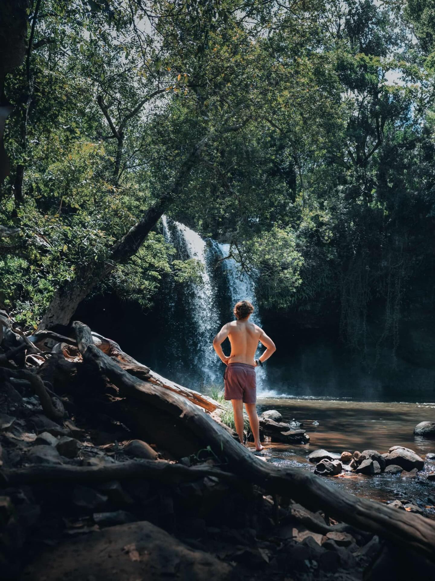 No wifi, better connections. ✨
One of the many reasons why I love diving and being in nature, is it forces you to ‘disconnect’.
Yet in doing so, you’re connecting deeper to nature, and yourself. It’s something that people are doing less and less these days. Meanwhile, I’m trying to do it more and more 😂