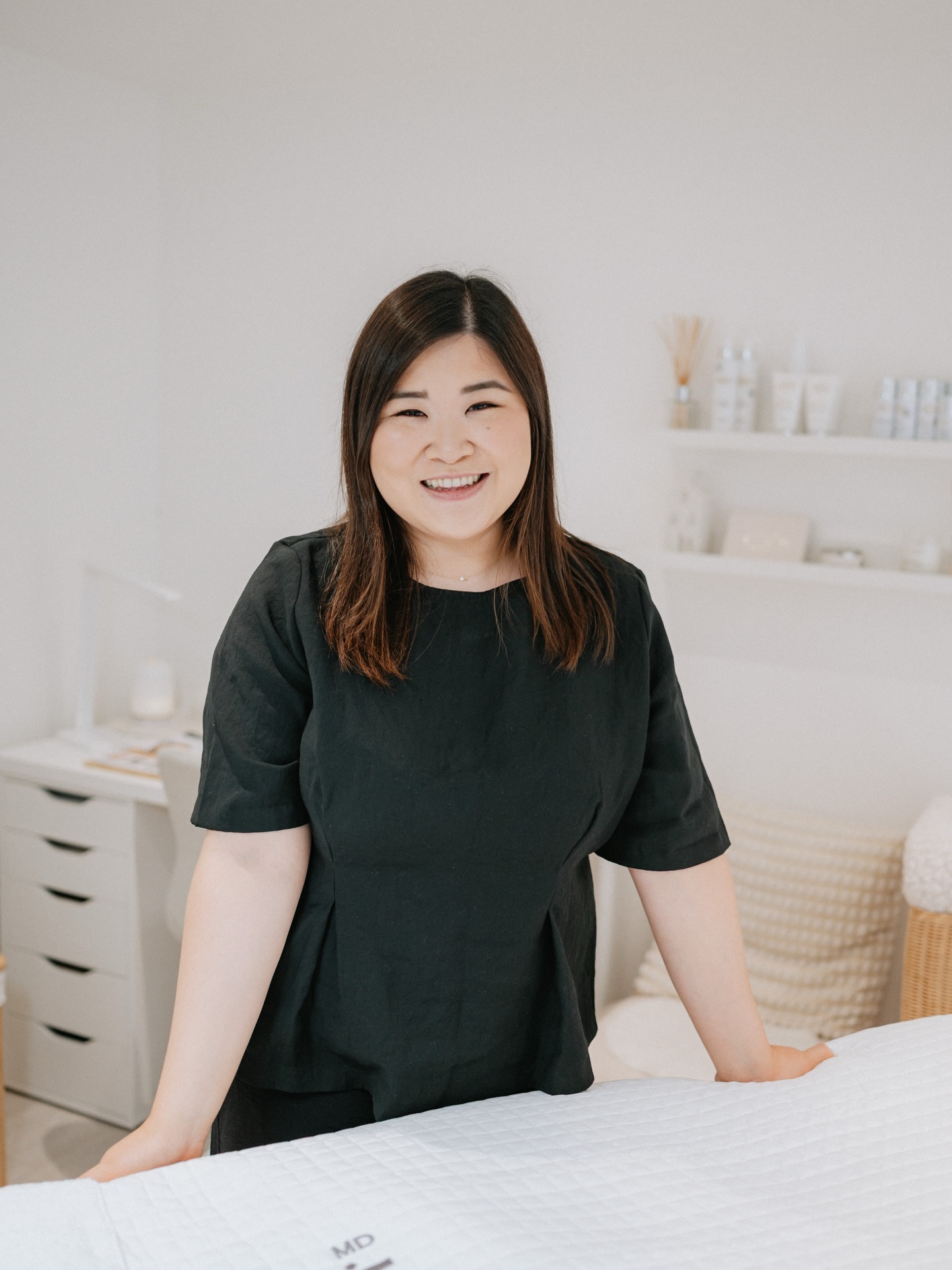 ✨ Happy New Year! ✨
I hope you all had a lovely Christmas and festive break. It’s been a little while since I posted, but I’ve taken some time off to rest and recharge, and I’m excited to be back.
As we step into 2026, I can’t help but reflect on how quickly time passes. Another year has come and gone, and it reminds me how important it is take care of ourselves.
I also want to take a moment to thank all of my lovely clients for trusting me with your skin, supporting my business, and recommending me to your friends and family. Every appointment, every kind word, every recommendation means so much, and I honestly wouldn’t be here without you 🤍
Here’s to a happy & healthy 2026!