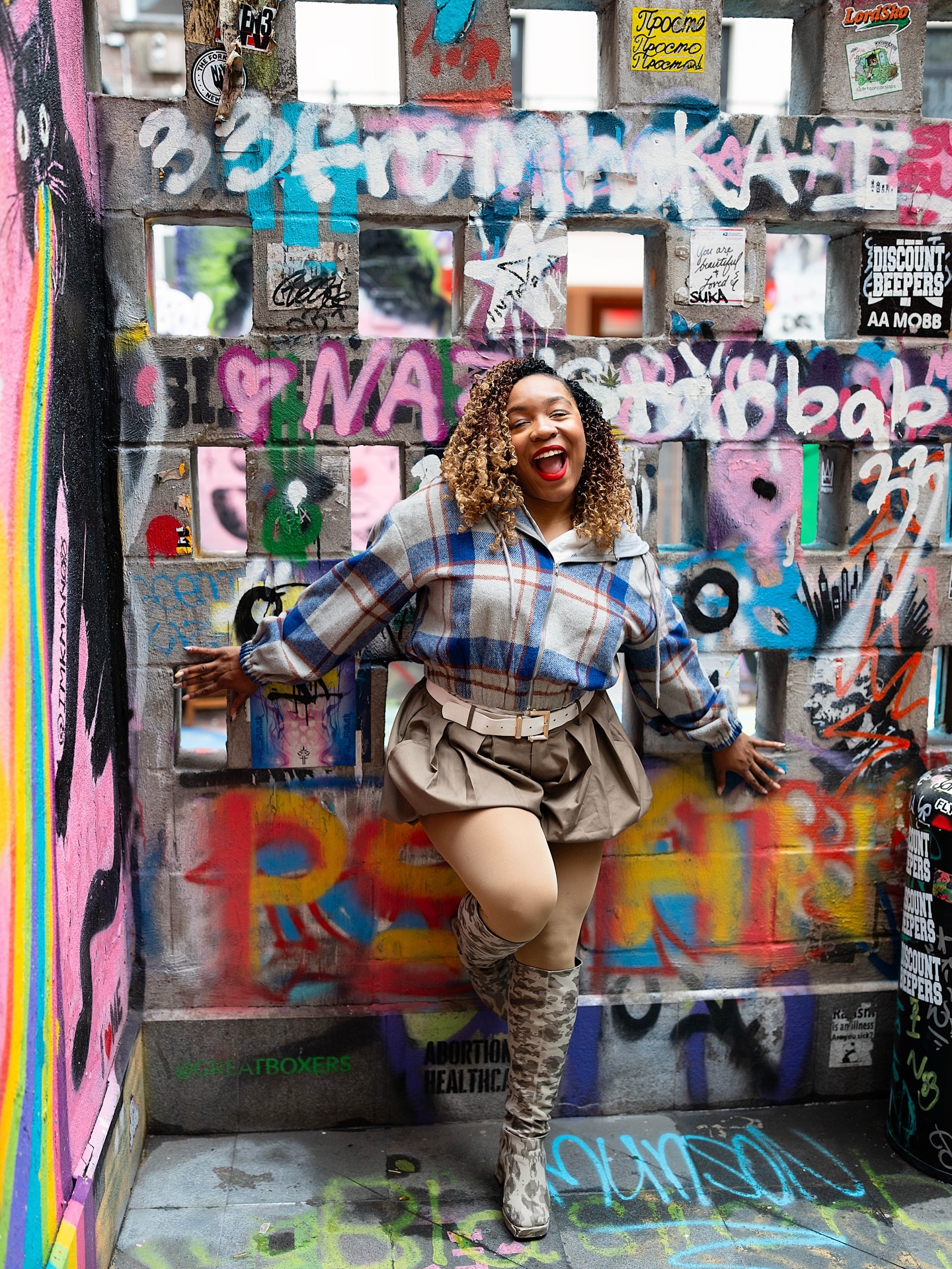 Happy Friday 🤍✨
As we step into this year, I’d love to know, what do you want to see more of from me 🤔?
Like seriously 👀
Fashion, dance, lifestyle, real talks, Day in the lifes, NYC moments… tell me 👇🏽
Excited for everything we’re building together this year.
PC: @m76photo
#NYCCreator#NYCModel
#ContentCreatorLife#CreativeInNYCWomenWhoCreate