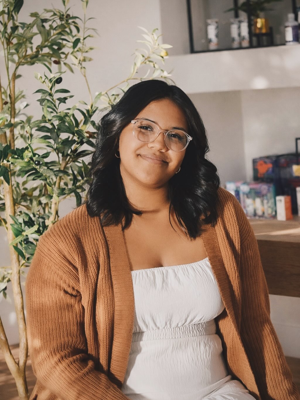 We’re so excited to officially introduce our apprentice, Melanie 🤍
She’s incredibly talented, passionate, and training hands-on alongside our senior stylists to perfect her craft.
We’re also thrilled to launch our ✨Apprentice Menu ✨ the perfect way to experience our salon at a special rate while supporting the next generation of stylists.
📲 To book: simply select an Apprentice Service on our booking site.
Thank you for growing with us and showing love to our future stars ✨