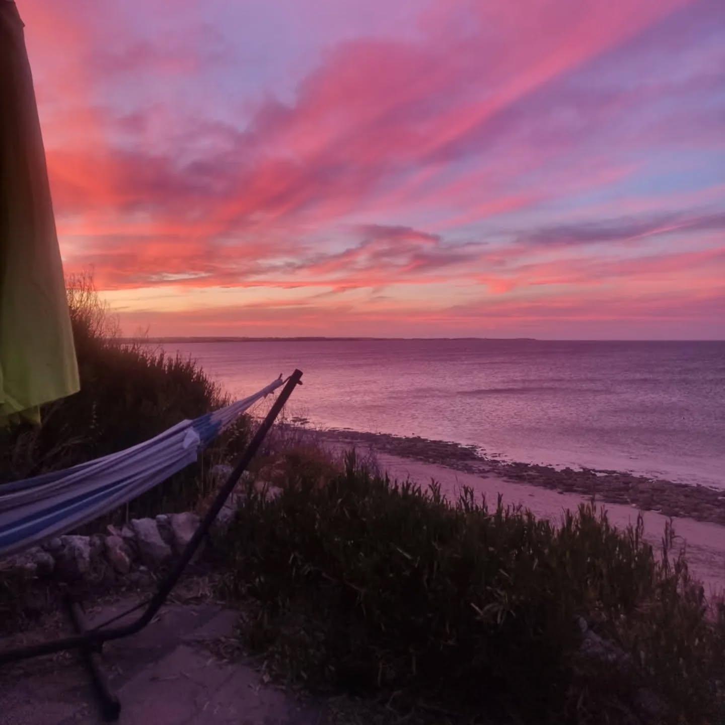 Summer sunset Yorkes . Happy New Year to all. May it bring peace, good health and joy.
#happynewyear
#Christmassholiday
#yorkes
#yorkessunsets