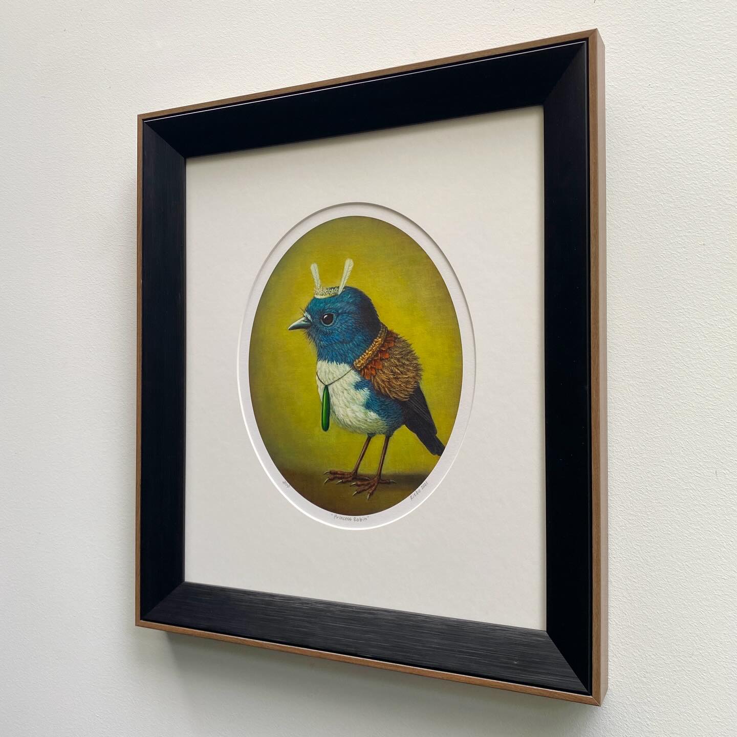 Available Now! Limited edition fine art print “Princess Robin” by Rieko Woodford-Robinson. View and purchase at our webstore.
Have an awesome ‘2026!
#toutouwai
#riekowoodfordrobinson
#wellingtonframers
#newzealandframers