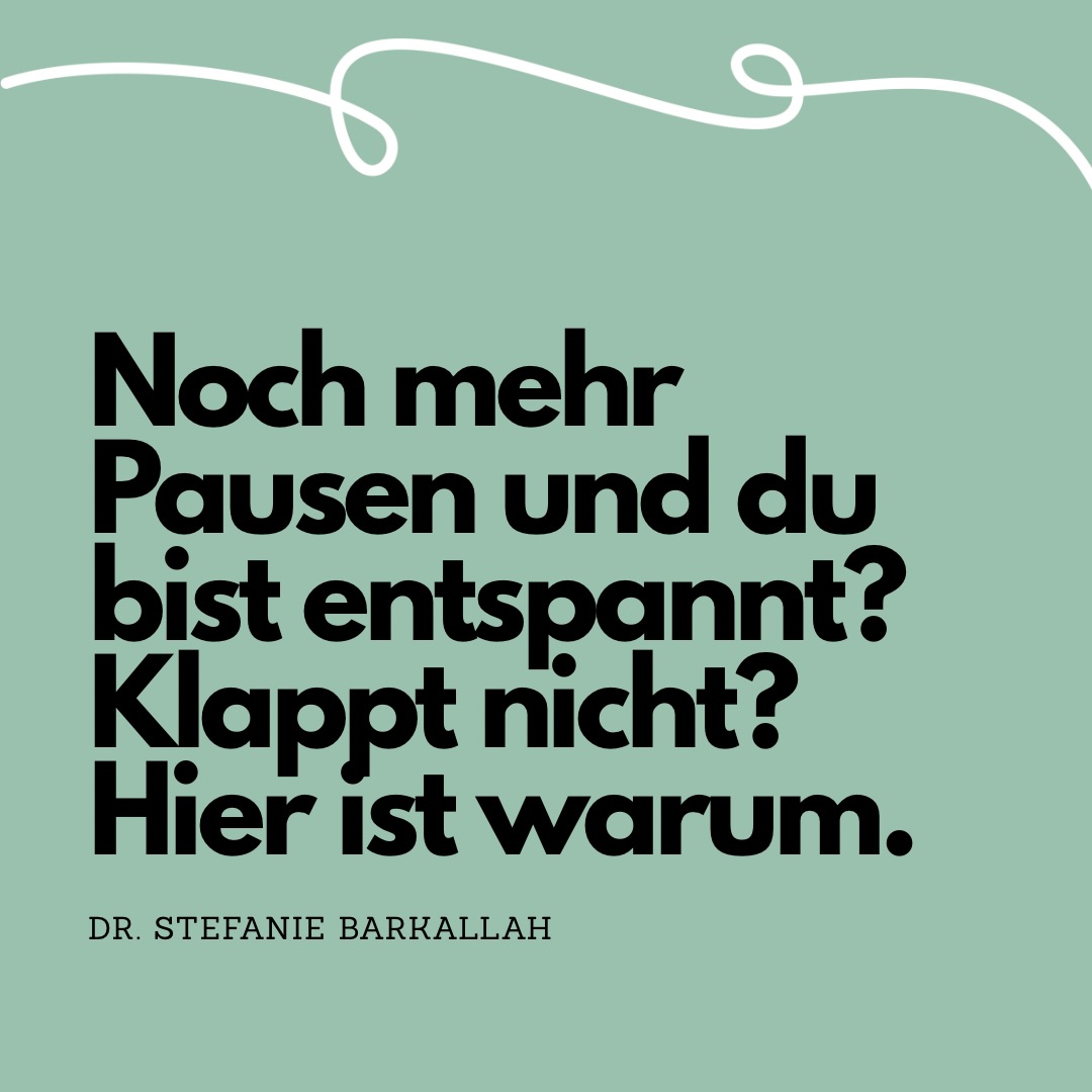 Viele achtsame Menschen machen „alles richtig“:
Pausen, Atemübungen, weniger Termine.
Und wundern sich, warum sie trotzdem innerlich unruhig bleiben.
Das Problem ist nicht mangelnde Disziplin.
Sondern ein Nervensystem, das Sicherheit erst wieder aufbauen muss.
Resilienz bedeutet nicht: noch mehr Ruhe machen.
Sondern den Übergang in Ruhe begleiten.
Alles Liebe
Steffi 🧡
Porges, S. W. (2011). The polyvagal theory: Neurophysiological foundations of emotions, attachment, communication, and self-regulation. New York: W. W. Norton.
#stressrealität #achtsamabererschöpft #resilienz #nervensystem #mentalhealthrealness