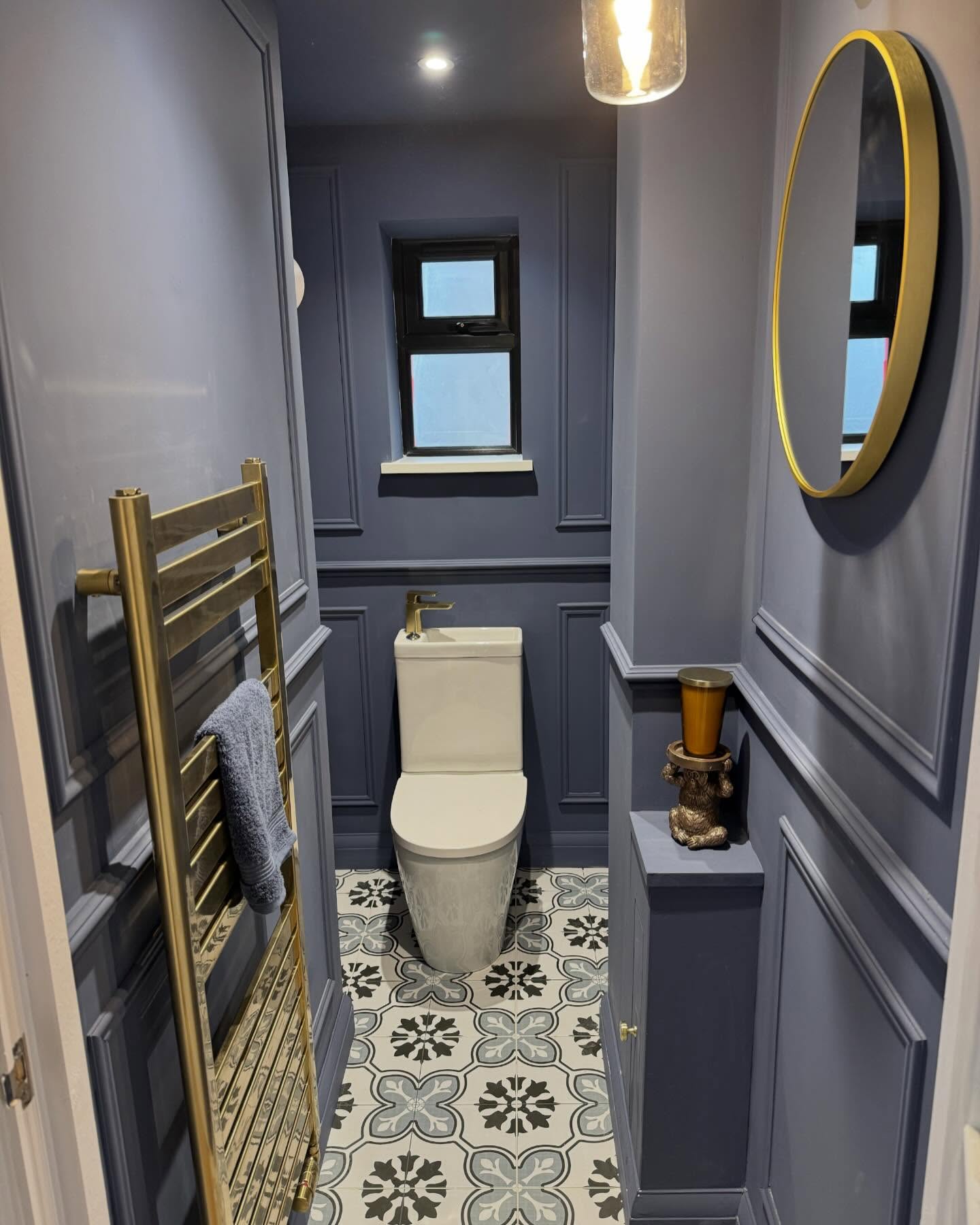 We love a feature downstairs toilet #toilet #downstairstoilet #designtoilet #designideas #homerenovation