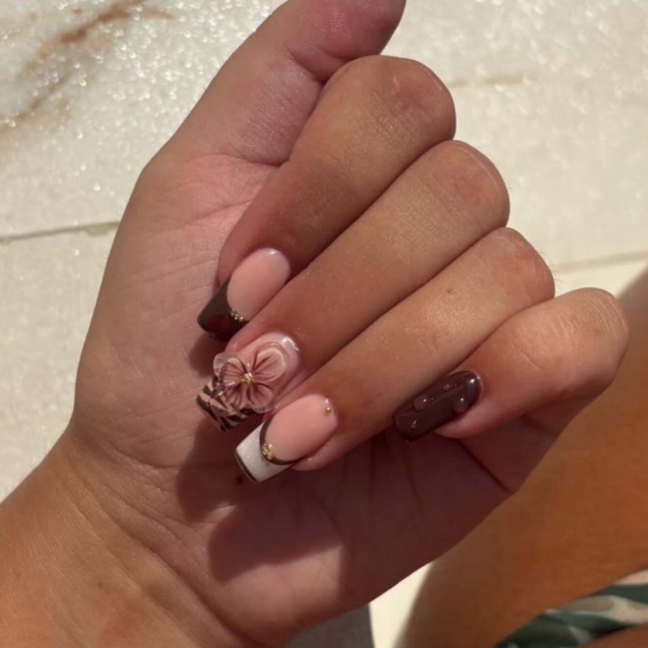 Throwback to some of our favourite nail art moments from 2025 🤍
From subtle details to statement sets — the creativity never missed.
Who else can’t wait to see what our clients bring in 2026? ✨
Gel Mani Pedi AED 189
Nail art starting from 10 AED
Prices subject to 5% VAT
#TheSalonDubai #DubaiNails #NailArtDubai #GelManiPedi #DubaiBeauty DubaiSalon