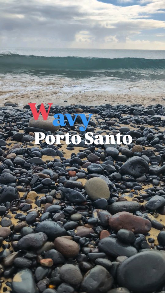 Today's wavy and fresh. Just like we love our January days!
#portosantoisland❤️ #portosantoisland #howtoportosanto #portosanto #portugal #ilhadourada #amazing #portugal🇵🇹 #holiday