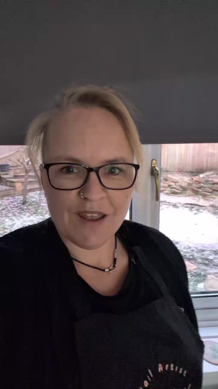 New Year, New Career?
I have a fabulous student joining me today to start Day 1 of 3 in her nail education.
Today we'll recap theory and have 2 practical sessions planned, E-file and Manicure.
I'm really excited to see her progress this year and so fortunate she's chose me to help her along 🫶🏼
If you're looking for nail education check out my website and let me help you get started 💕
#nailtraining #naileducation #nailcourses #nails