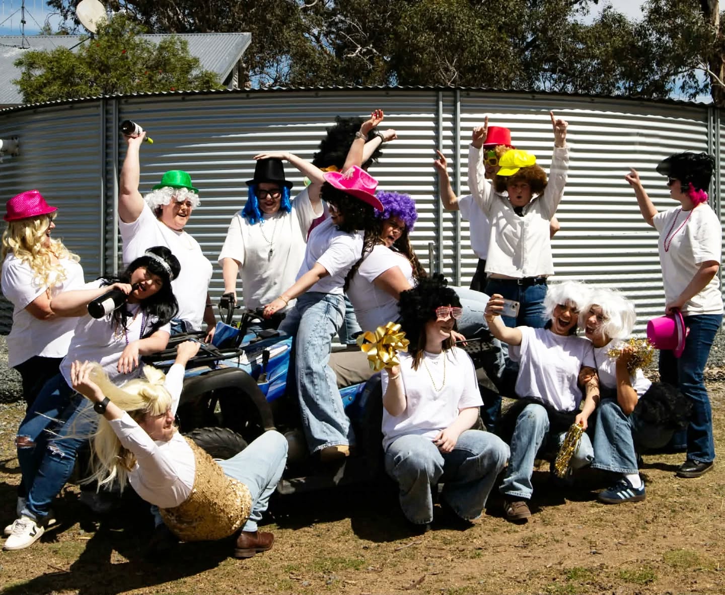 For those lucky enough to get Bond's calendar you will be familiar with this shot.
We are celebrating the new year with laughter and joy.
Happy New Year to you all 🎆
(Sorry its a day late)
We can not wait to see you and your wonderful head of hair and create some memories for 2026
Love all at @bondhairreligion ❤️