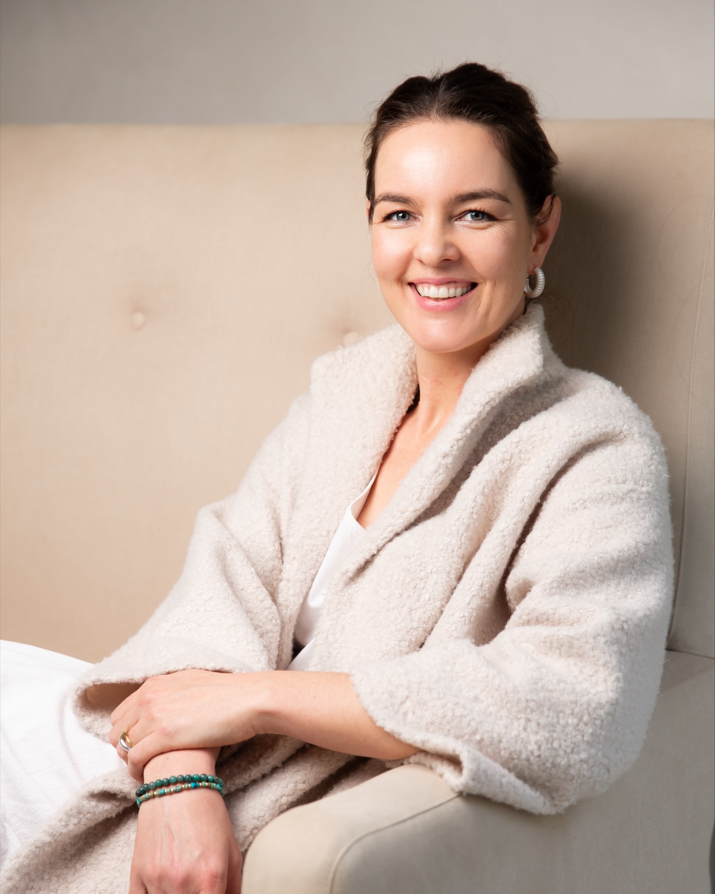 Hello there beautiful soul,
What does it really mean to show up when nobody is watching?
As a new year is about to bloom into being, the Lyftaal team has turned to this phrase as our mantra. It’s a big idea with lots of room for interpretation, and we plan to discover all its many nooks and crannies throughout 2026.
Right now, one facet of this idea is that showing up when nobody is watching is a quieter kind of self-care.
A form of self-preservation that stands apart from performance or productivity.
We’re living in a time of constant connection, with countless conversations unfurling across constantly pinging platforms and time zones. There’s something remarkable about that. But alongside the convenience of reachability, many of us are feeling a deeper longing for what can’t be digitised.
Human touch
Eye contact
Shared moments with a beating heart on the other side
Maybe showing up when nobody’s watching means tending to your inner space while still reaching outward, gently, daily, without spectacle.
Perhaps this is the fine line we’re all learning to walk.
Protecting our inner world without becoming isolated.
Honouring stillness without disappearing.
Choosing presence over performance.
As 2026 unfolds one petal at a time, this is the question we’re choosing to sit with, together.
If it resonates, you’re welcome to explore it alongside us, one small moment at a time.
Best Wishes and Kindness, with love
Jani 🤍
#Lyftaal