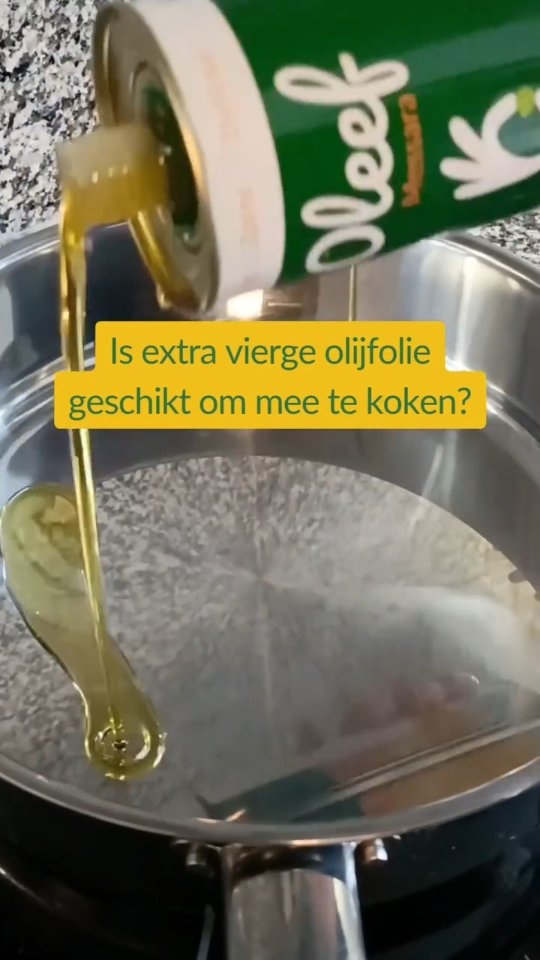 Kun je olijfolie verhitten?
Ja.
Extra vierge olijfolie is stabieler dan vaak wordt gedacht, zeker bij normale kooktemperaturen.
Welke je gebruikt maakt wél verschil.
Het hele verhaal staat op de Oleef website.
Link in bio.
Wist jij dit? Laat het weten in de comments.
#Kokenmetolijfolie #extraviergeolijfolie #oleefolijfolie #olees
