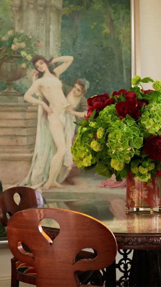 A timeless London address
⠀
Set opposite Kensington Palace Gardens, The Milestone Hotel & Residences is one of London’s most characterful luxury hideaways
⠀
The Milestone Hotel & Residences is housed in a historic Victorian building, converted into a hotel in 1922: the former aristocratic mansions are now combined into an elegant space with an authentic atmosphere
⠀
Here, aristocratic heritage meets refined residential comfort, with individually designed rooms, open fireplaces, and a service style that feels personal rather than performative
⠀
Indulge in classic English ritual with award-winning Afternoon Tea in the Park Lounge, elevate your evenings with handcrafted cocktails in the Stables Bar, or savour refined British cuisine at Cheneston’s
⠀
Stay for three nights or more in one of opulent rooms or suites and enjoy a 20% discount on each night
⠀
This offer is subject to availability and length of stay restrictions may apply
⠀
➡️ Get in touch with our Luxury Travel Specialists on +44 746 786 23 53 | reservations@serenitymiles.com