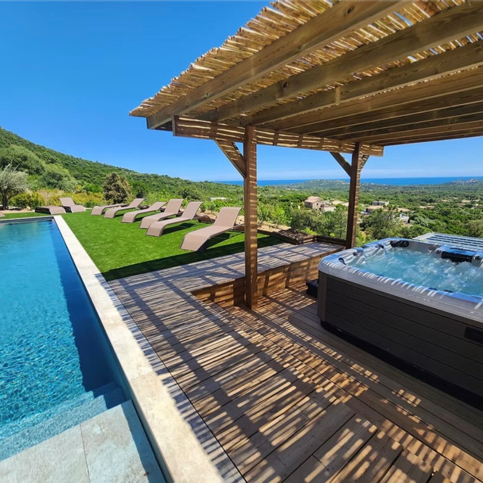 L O C A T I O N
Villa Aria Alto, Porto-Vecchio
5 chambres - 10 personnes
Piscine chauffée & Jacuzzi
Vue mer
~
R E N T A L
Aria Alto villa , Porto-Vecchio
5 bedrooms - 10 people
Heated swimming pool & Jacuzzi
Sea View
Information : https://www.allinone.agency/villa-location-aria-alto-porto-vecchio
#luxuryhome #rentalproperty #vipconcierge #luxuryrealestate #porto-vecchio