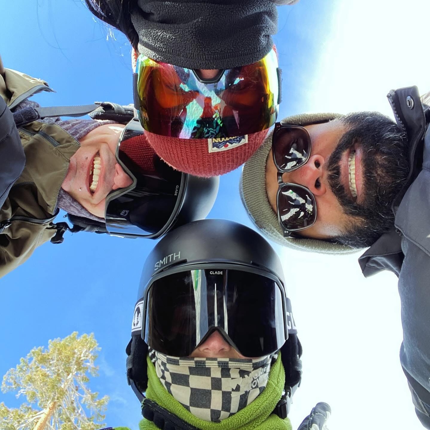 One thing I didn’t expect from learning to snowboard was the community that came with it.
Snowboarding has given me more than progression on the mountain. It’s given me friends, shared laps, and so many new connections. Even as a beginner/intermediate rider, everyone is down to cruise, hype each other up, and follow the vibes.
Last season, I stopped to help another beginner female snowboarder, and something clicked. I knew I had passed my beginner stage to be able to offer someone else help.
Snowboarding isn’t just about riding with your friends. It’s about lifting up others, supporting beginners, and building a community on the mountain.
Progress looks better when we do it together. 🖤
#snowboarding #mammoth #snowboardgirl