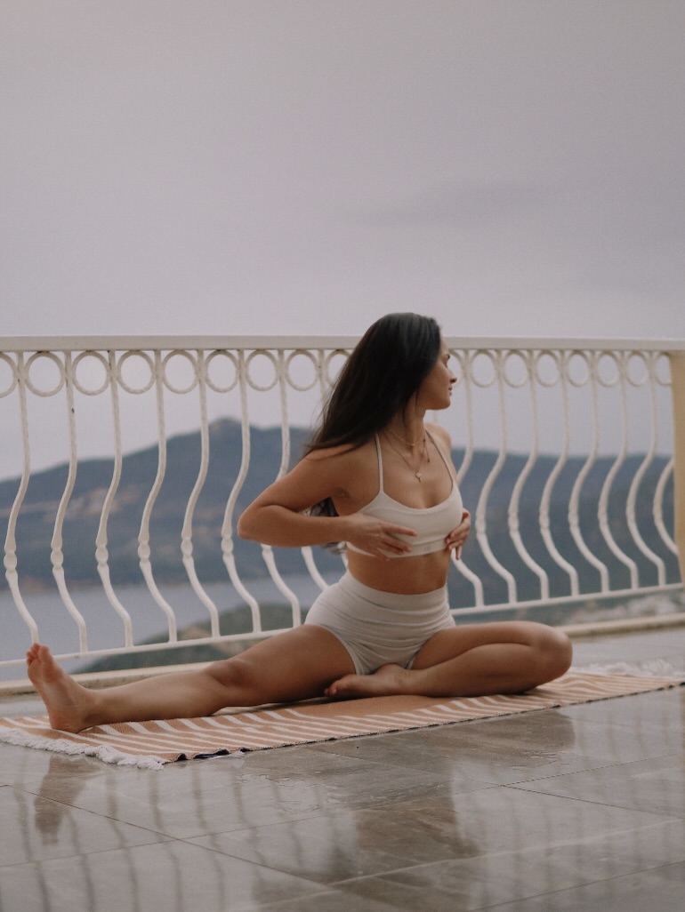 Wowwww I can’t believe how beautiful it is 💗🇹🇷
I’m so glad I got to start a new year here.
So grateful for another year, another day and another chance. Happy new year to you all, I hope it’s truly magical and full of love ✨