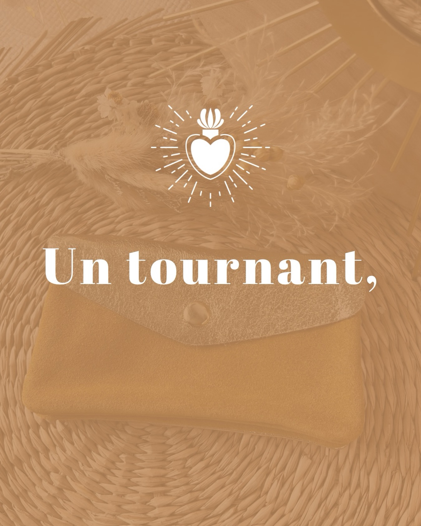 ✨ Un tournant pour Maison Palou 1809 ✨
Depuis septembre 2024, cette aventure a été bien plus qu’une simple boutique en ligne de bijoux fantaisie et accessoires.
🙏🏻Grâce à vous, à votre enthousiasme, vos messages, votre fidélité, j’ai vécu quelque chose de profondément fort.
🌈Maison Palou 1809 m’a apporté énormément à un moment clé de ma carrière professionnelle : confiance en moi, dépassement, créativité, apprentissages, rencontres… et beaucoup d’émotions 🤍
🥺Aujourd’hui, en toute transparence, je dois vous dire que l’aventure telle qu’elle existe actuellement va devoir s’arrêter ici.
👩🏻💻Avec un travail à côté, la communication et la gestion quotidienne de la marque demandent énormément de temps, et j’ai besoin de retrouver du temps pour ma famille.
☺️Mais ce n’est pas la fin de l’histoire !
💫Maison Palou 1809 va se réinventer, prendre une autre forme, plus confidentielle, plus alignée avec mon rythme de vie. J’aime profondément ce que je fais, et savoir que cela vous plaît me touche énormément… alors je n’ai pas envie de tout arrêter, seulement de faire autrement ✨
💌Pour celles qui souhaitent continuer à suivre l’aventure, je vous invite à me laisser votre adresse mail en DM ou à vous abonner à la newsletter via le site internet (si ce n’est pas déjà fait😉).
✍️La suite se construira autrement, mais toujours avec la même passion 🤍
❤️Merci du fond du cœur pour votre soutien depuis le début.
Restez connectées… la suite arrive, différemment, mais avec toujours autant de sens ✨