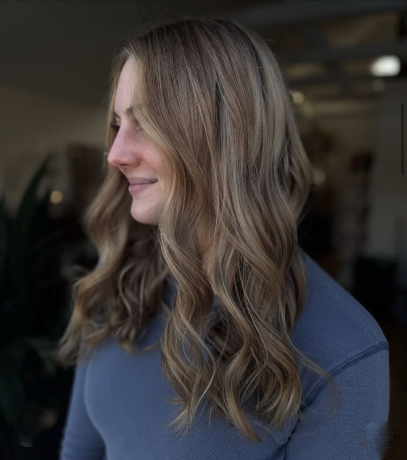 New year, fresh blonde crafted by @hairprincessmia ✨ Are you following?
Going into this year focused on growing, showing up consistently, and building my books with clients who feel like friends.
I’m so excited to keep creating, learning, and leveling up my content along the way 🤍
So thankful for everyone who’s supported me so far, and so ready for all the new faces 2026 is bringing. Let’s make it a bright one