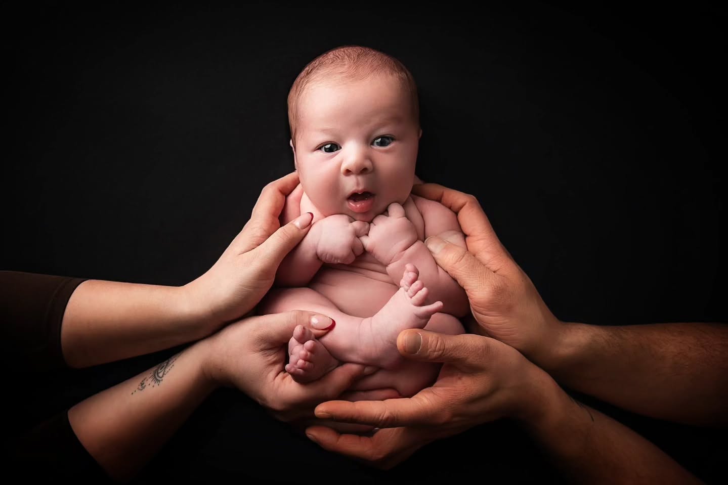 Safe in mummy and daddy's hands 🤍
So small. So precious. So perfectly held.
This is one of those poses I never tire of, whether your baby is fast asleep or wide-eyed and curious, it always feels just right. It grows with them too, from those early newborn days into older baby sessions.
What I love most is the meaning behind it. A quiet reminder of just how tiny your little one once was… small enough to fit completely in your hands, where they belong, surrounded by love.
🤎 All of my sessions are fully inclusive and take place in my beautiful, purpose built baby photography studio in Aldershot. As a newborn specialist photographer, I provide absolutely everything for your baby's photoshoot — from one-of-a-kind newborn outfits to bespoke, handmade props. I have everything you could possibly want for a newborn session, and more!
📍Studio in Aldershot, Hampshire
#newbornphotoshoot
#newbornphotography
#newbornphotographer
#aldershot
#starspeckledheartsphotography