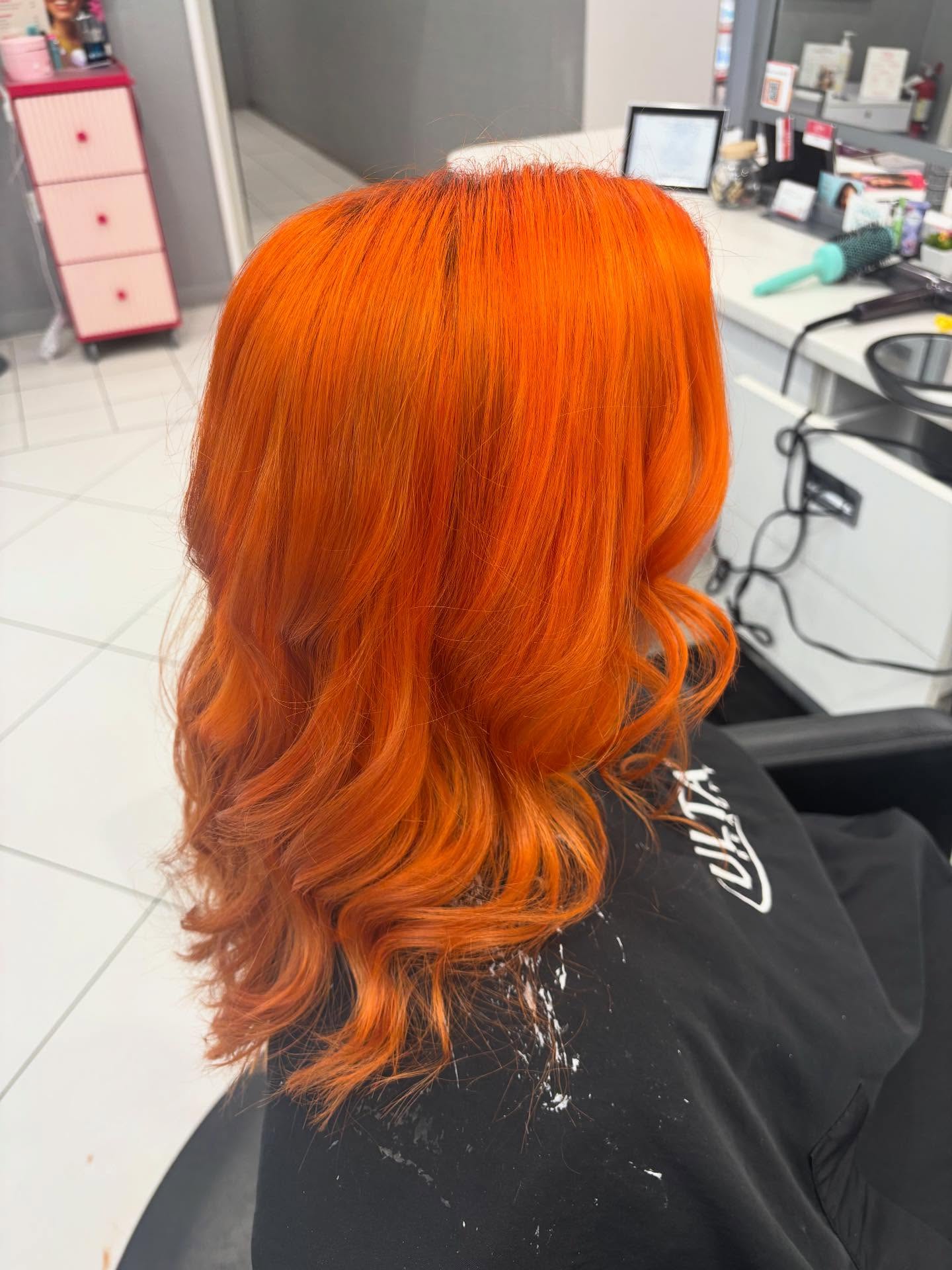 Laura lives her life out loud and needed a hair refresh to match! Always a pleasure to have her in my chair! #ultabeautysalon #michiganhairstylist #grandrapidshair