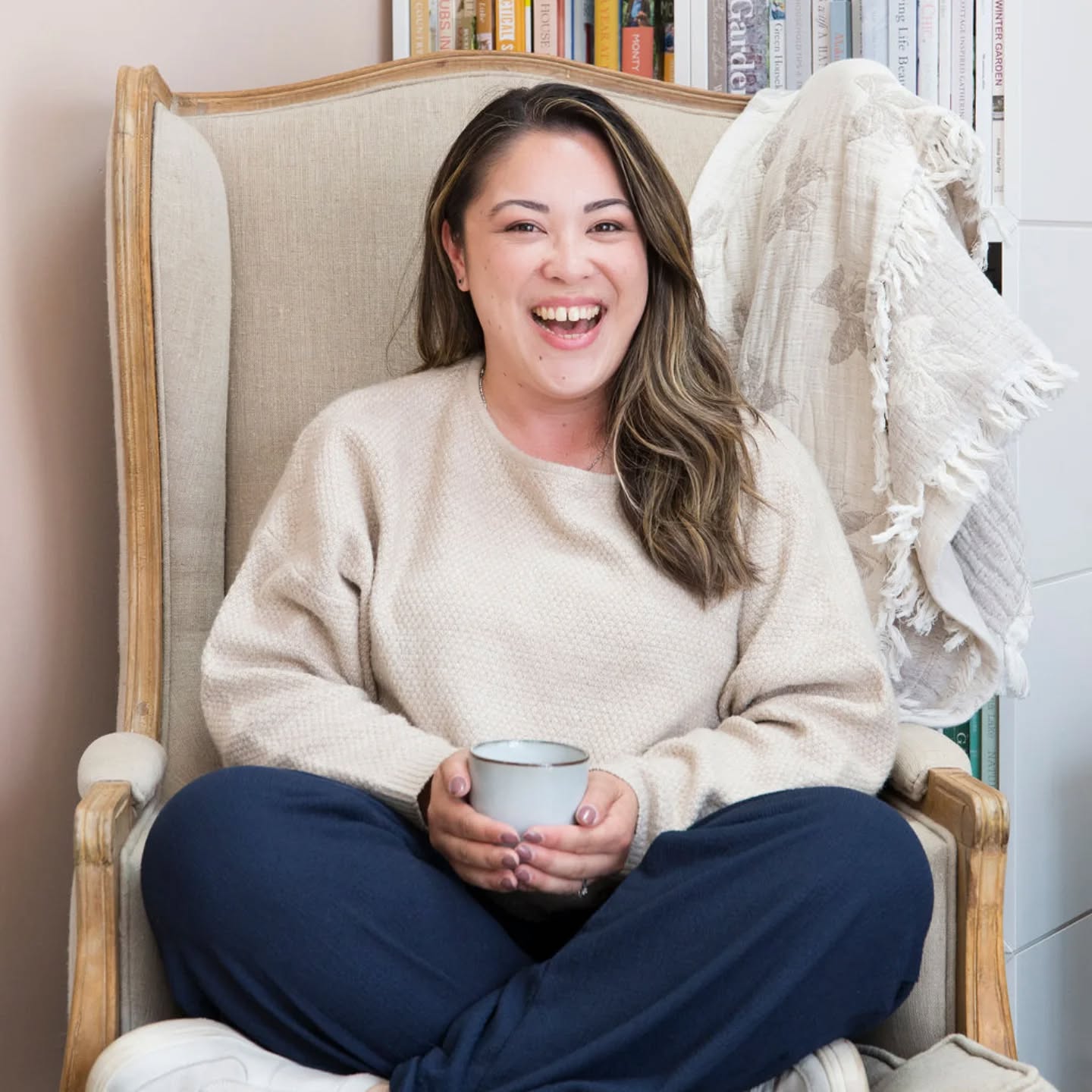 Oh hey 2ļøā£0ļøā£2ļøā£6ļøā£! š
Long time, no grid... the run-up to Christmas had me in a full creative blur where posting captions became absolutely not a thing š„“
Before Christmas I had my head down, nib in hand and ink firmly on paper, working on a very exciting project I canāt wait to share soon šāØ
For now, I hope everyone has had a restful, wholesome Christmas and has eased gently into the new year (continuing with the festive snacks and naps where possible).
Photography credit: @carleandmoss
---
#CotswoldsCalligraphy #cotswoldcalligraphy #moderncalligrapher #moderncalligraphy
#gloucestershiresmallbusiness
#cotswoldslife #creativebusiness #artistlife #behindthescenes #workinprogress #inkonpaper #handlettering #creativelife #smallbusinessuk #newyearnewprojects #makersofinstagram
#creativesofinstagram #illustratorlife #pensandpaper #inklover #creativeflow #smallbusinessowner #supportsmallcreators