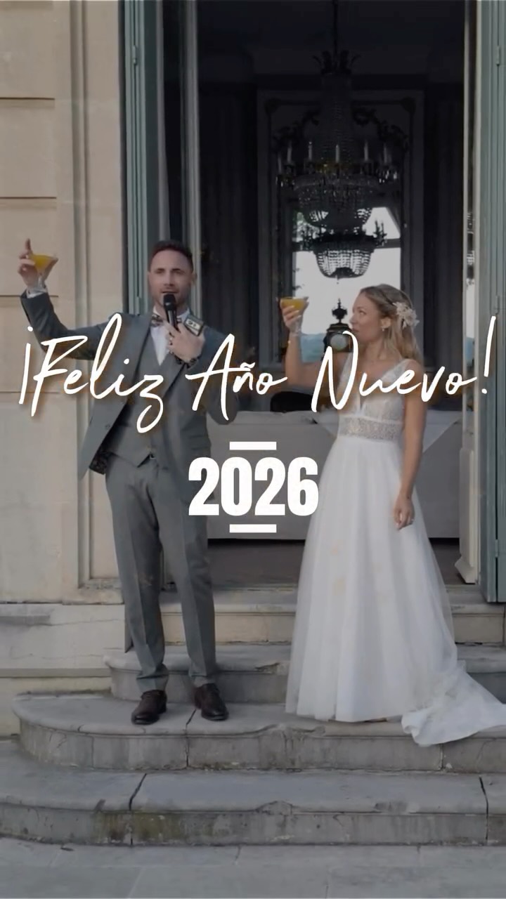 🥂 Une nouvelle année commence… autour d’une table, d’un verre levé ✨
En 2026, on continuera de faire ce qu’on aime le plus : rassembler, régaler et célébrer ✨
¡Feliz Año Nuevo!
#felizañonuevo
#bonneannee
#traiteur
#traiteurevenementiel
#evenementiel
#cuisineespagnole
#cheers
#montpellier