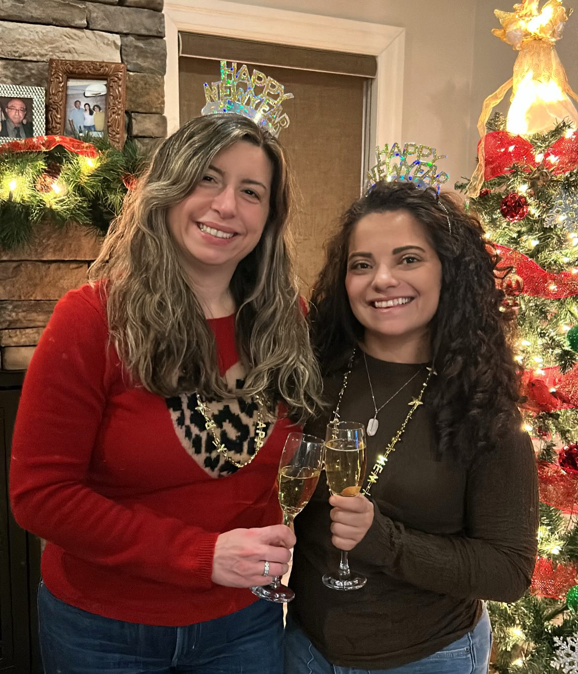 Happy 2026 🎊
What a fun way to end 2025 and welcome in the new year!
I wrote out what I chose to let go of from this past year on a plate, then smashed it as a way to be complete with what was. This will be a new annual tradition. Don’t knock it till you try it 😂
Made a vision board filled with what I’m focusing on for the new year ahead.
Sat in gratitude for all the lessons and wisdom I am bringing forward with me!
And enjoyed quality time with friends! 💕
I don’t remember ever being so excited for a new calendar year!
Cheers to 2026 & what I like to call the year of the courageous quantum leap!! 💪🏽
What are you welcoming in for 2026? Share 👇🏼