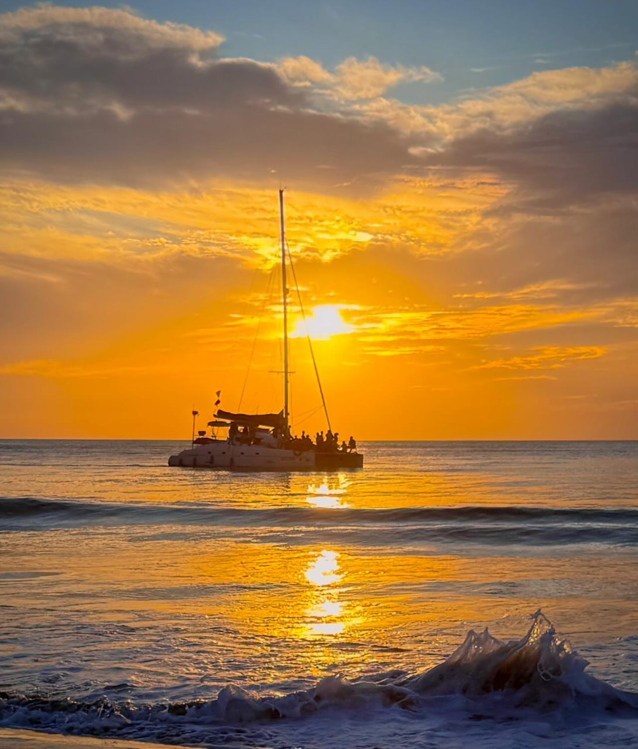 Another amazing photo from friends on the beach yesterday, January 10, 2026.