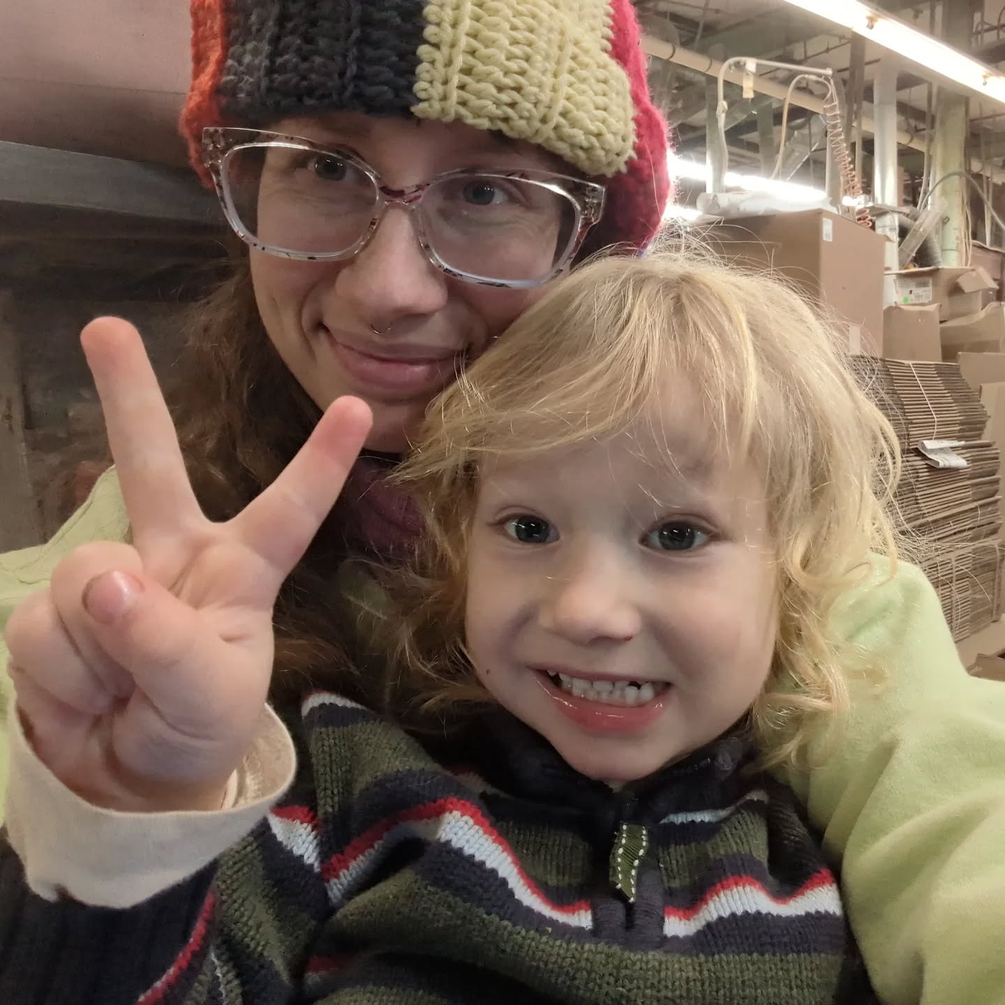 Just one more hour to come out and visit us at the @dorsetfarmersmarketvt ✌️