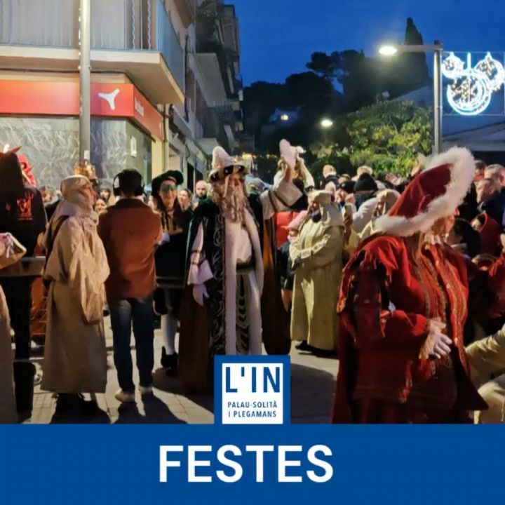 NIT DE REIS.
El fred i l'amenaça de pluja o neu no han esvait la il·lusió de la nit més màgica de l’any. La plaça de la Vila s’ha omplert de famílies que no han volgut faltar a la cita amb l’arribada dels Reis Mags d’Orient a Palau-solità i Plegamans. Mentre Ses Majestats eren rebudes per l’alcalde i els regidors a l’Ajuntament, a la façana de la Casa Consistorial s’hi projectava un vídeo al·legòric dedicat a la Nit de Reis.
Després del lliurament de la clau que obre totes les portes del municipi, els Reis i el seu seguici han pujat a les carrosses i ha començat la cavalcada. Infants i famílies han seguit amb entusiasme la rua, saludant els Reis al seu pas pels carrers del poble.
La Policia Local i Protecció Civil han vetllat pel bon desenvolupament de l’acte, garantint que tot transcorregués amb normalitat i sense incidències.
@ajpalauplegamans
#PalausolitaiPlegamans
#PsiP
@cabresivaquespalau
@elsdeixebles
@marsalexcavacions
@candombe_bantu
@geganters_i_grallers_psip
@palaumedieval