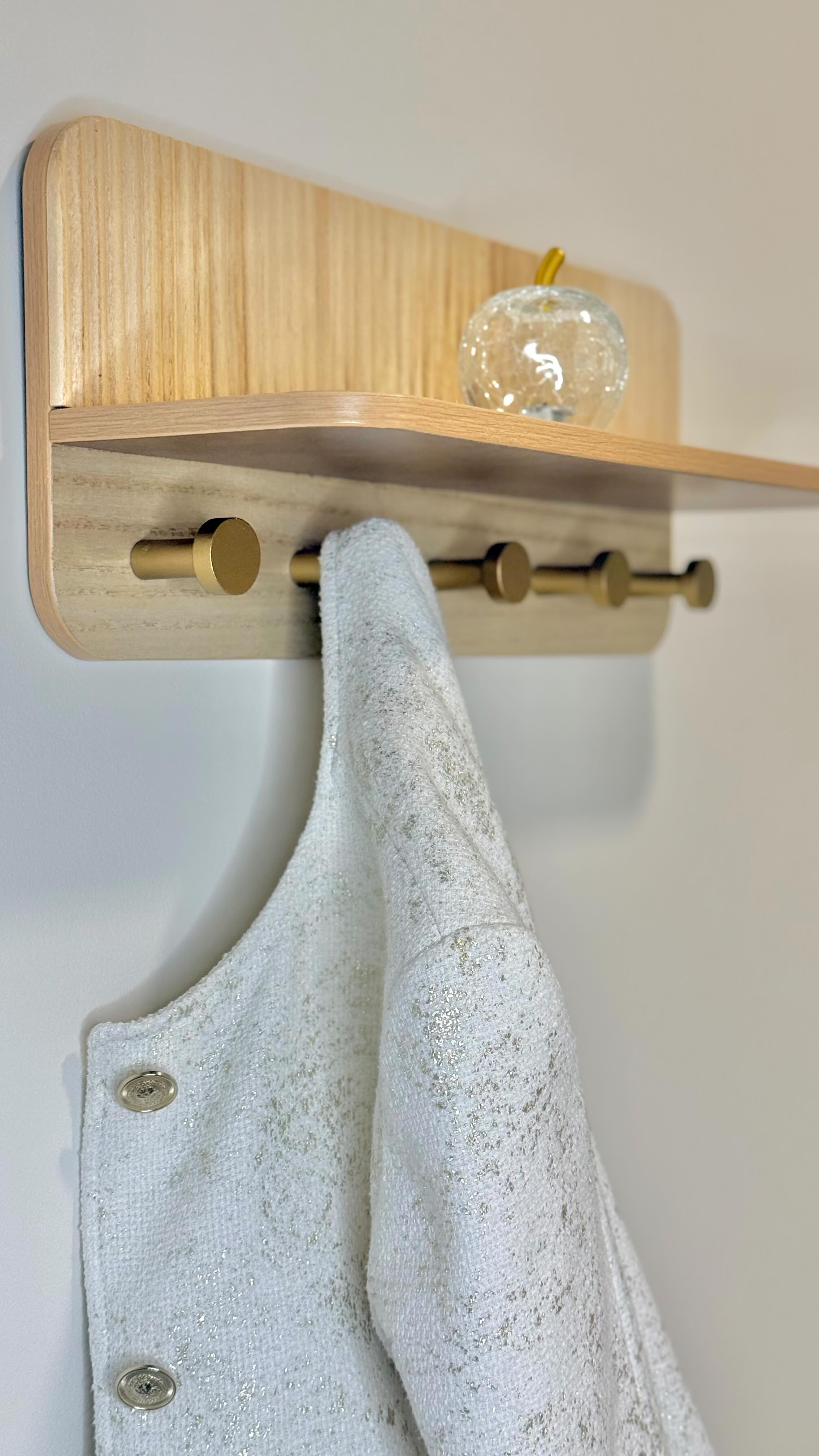 C’est aujourd’hui.
Le cabinet JOLIE ouvre officiellement ses portes ✨
Un lieu pensé pour vous accompagner vers une perte de poids durable, et une silhouette remodelée grâce à la chronobiologie alimentaire et aux soins minceur sur mesure.
Chaque espace a été imaginé pour que vous vous sentiez en confidentialité, écouté et accompagné, dès les premières minutes.
Si 2026 est l’année où vous décidez enfin de prendre soin de vous autrement…
📅 Les rendez-vous sont ouverts.
👉 www.jolie-minceur.com