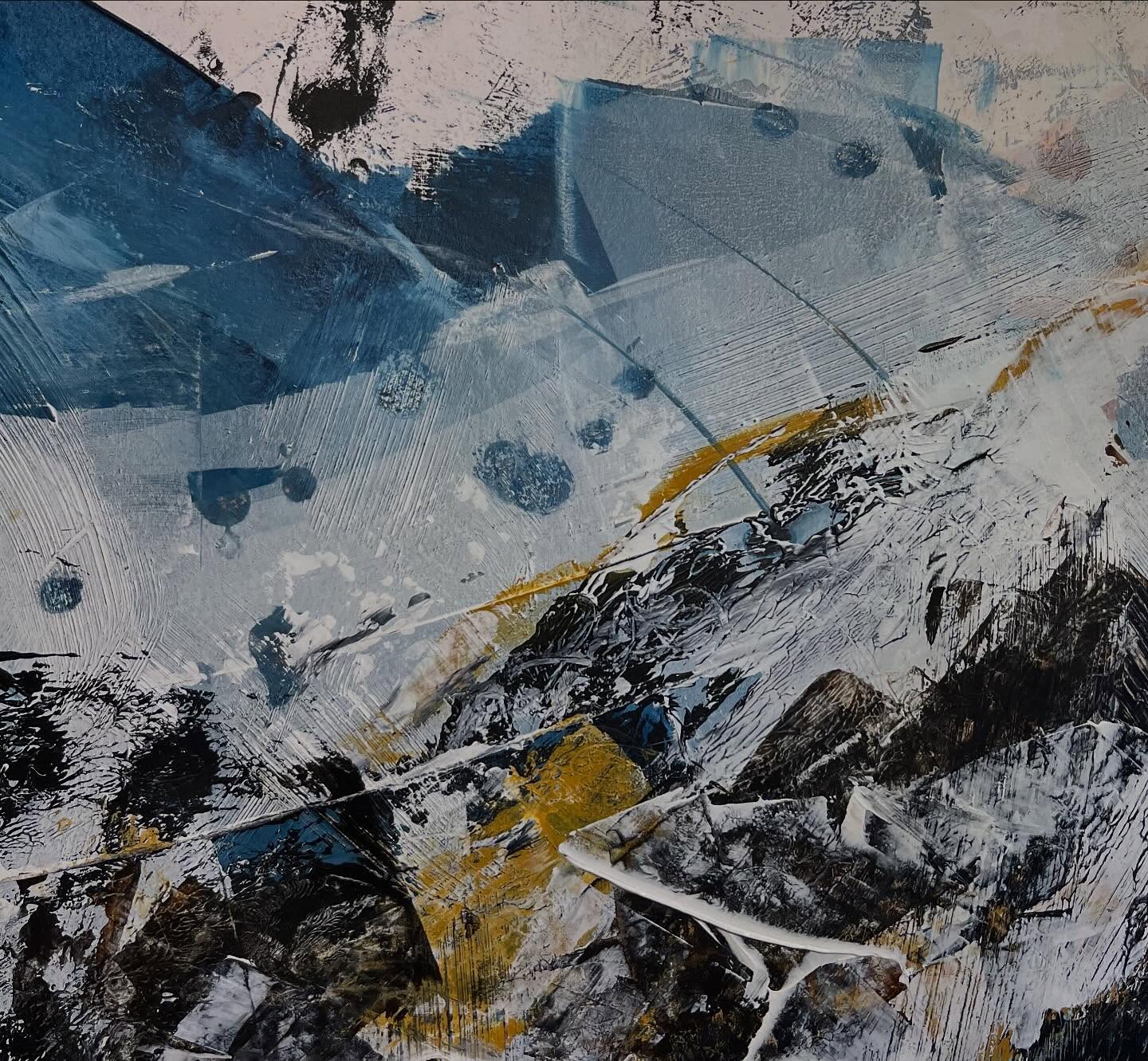 Experimenting with some new processes and loving the energy!
#landalive #creationresponding #wildweather #welshartist #acrylicpainting #abstractacrylics