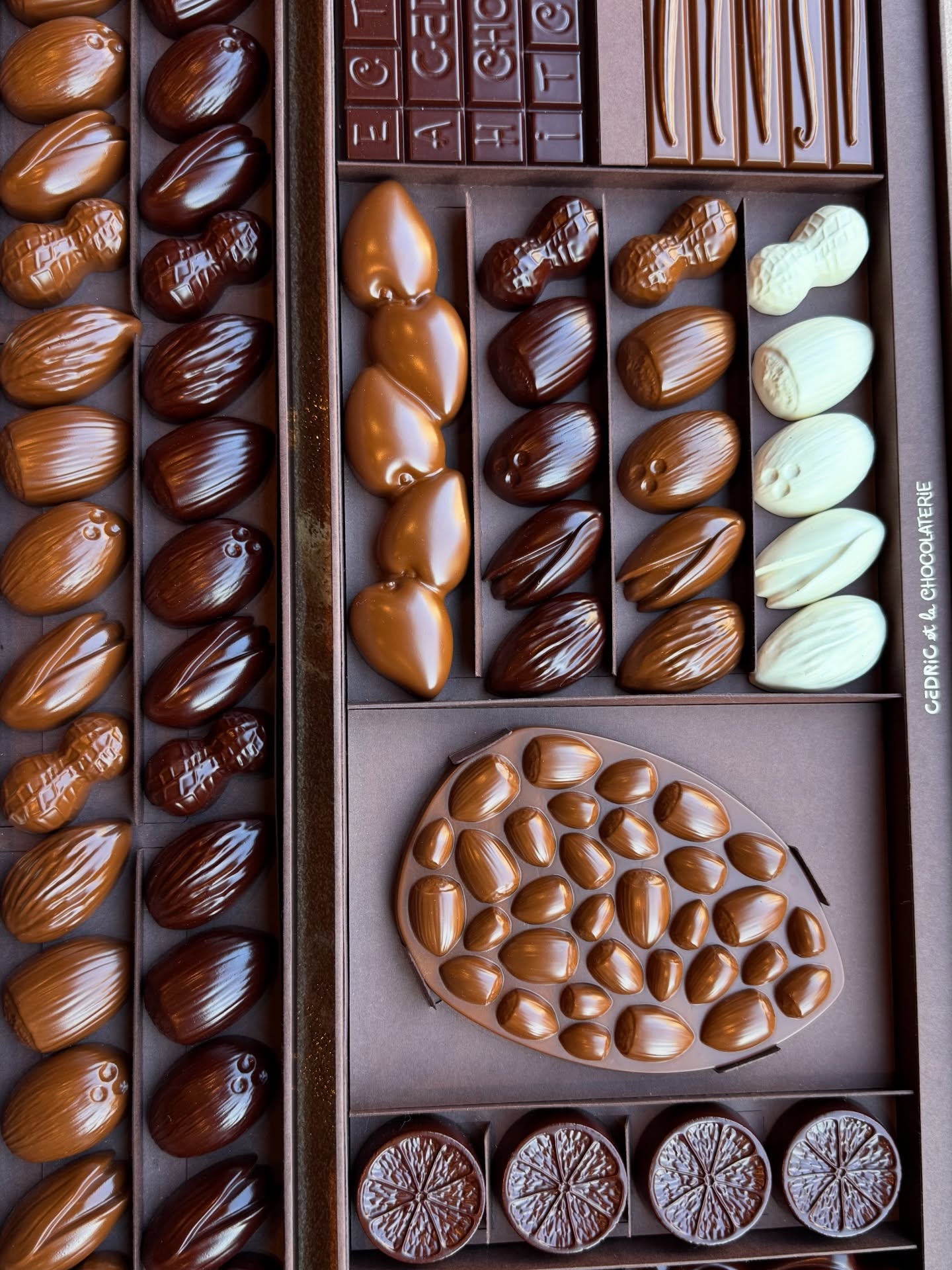 פריז 🤎
קפואה עם שמש מלטפת
זכרונות יפים
ובעיקר השראה לאסתטיקה ברמה הכי גבוה בעולם
#paris