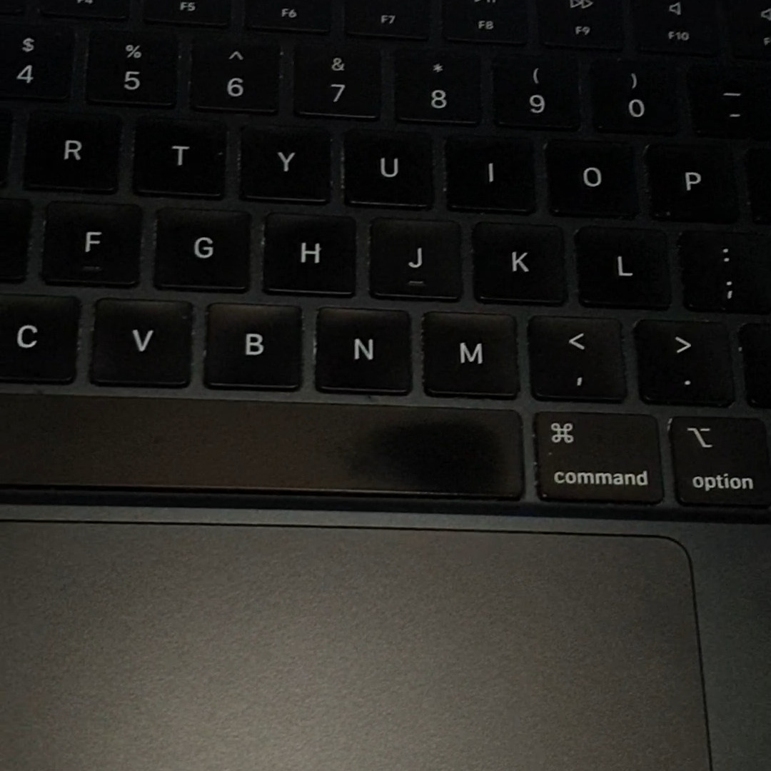 MacBook Air M3 2024 Repairs
A3113 EMC 8611 Battery Replace
Professional Repairs for M3 2024 MacBook
- Battery Replacement
- WiFi Issues & Repairs
- Speakers
- Trackpad
- Touchpad
- Keyboard Repairs
- Lid Sensor Repairs / Screen stays on when closing the lid.
Genuine Apple parts used and warranty given on all parts.
Contact us today for a no quibble quote.
The Apple repair experts. Period!
#apple #Macbook #goldminecomputerepairs #londonblogger #londonlife