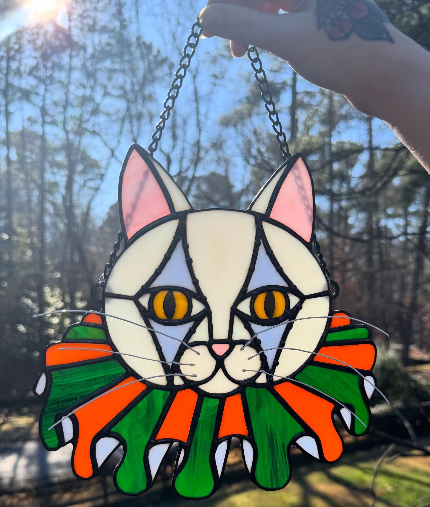 Does it get more whimsy than Clown Cats? 😭🧡
This #OriginalDesign turned out even better than I dreamt he would. 😻🤡
What else should we clown-ify?
•
•
#stainedglass #TattooInspired #AmericanTraditional #QueerArtist