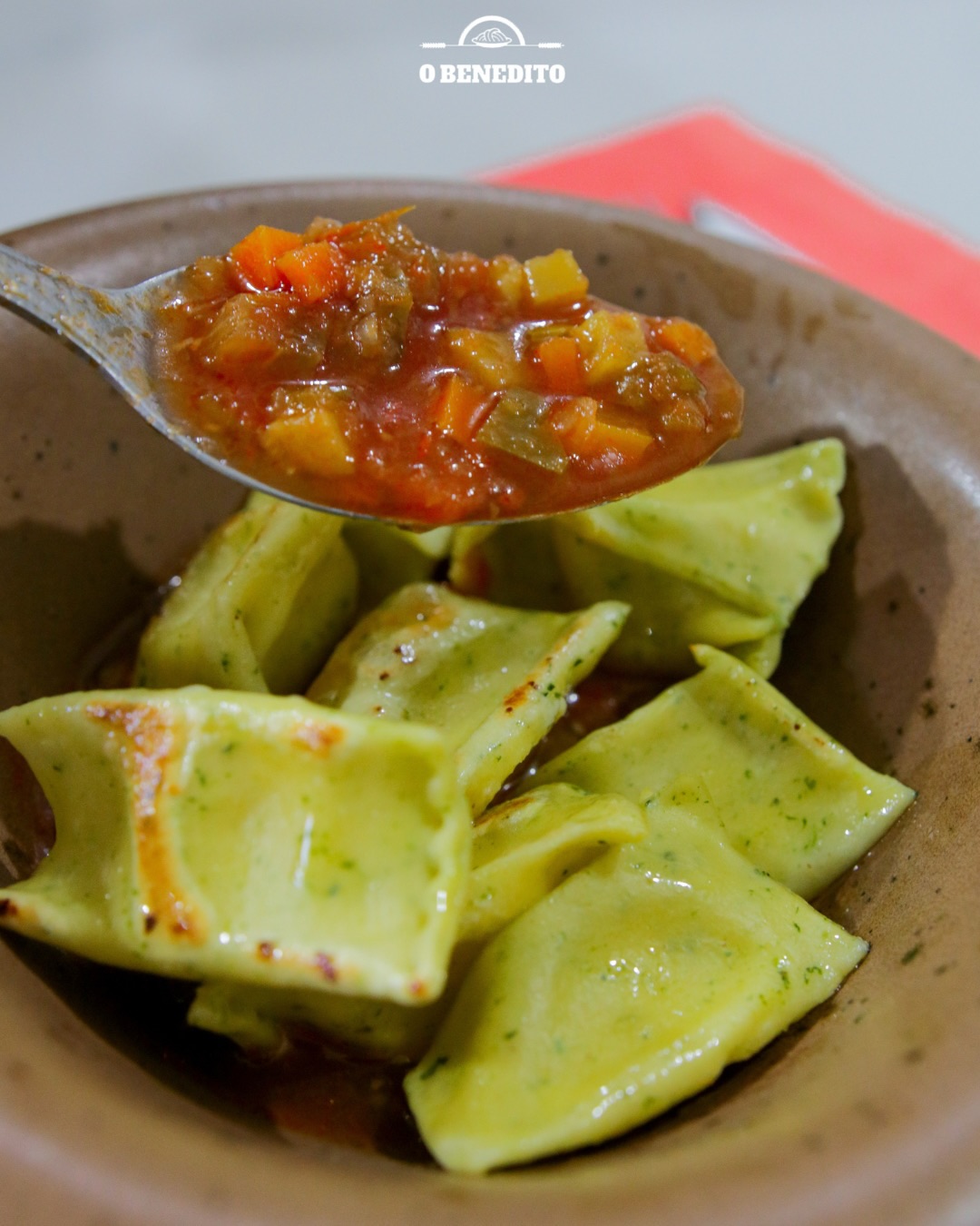 Depois de uma semana intensa de trabalho, nada melhor do que desacelerar e começar o fim de semana com uma refeição saborosa e prática.
Nossas massas e molhos são a escolha perfeita para quem quer comer bem sem complicação.
E que tal uma refeição completa?
Entrada, prato principal e sobremesa para fechar a semana com chave de ouro.
Nosso cardápio foi pensado para atender sua necessidade, unindo sabor, qualidade e praticidade.
#MassasArtesanais #Divinópolis #minasgerais