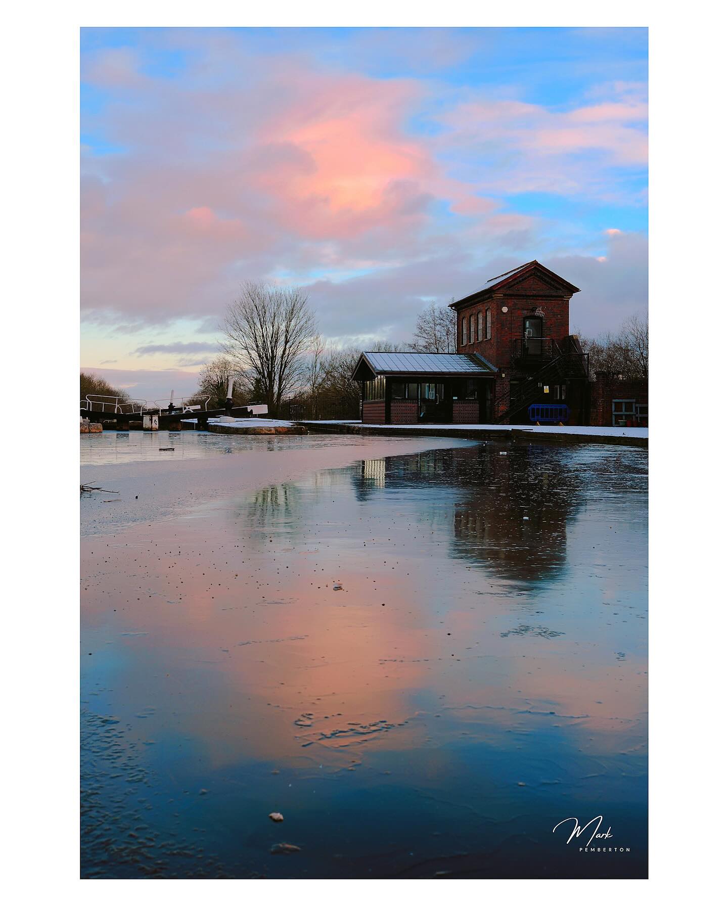 More dreamy pastel reflections #bbc_midlands #bbccwr #hattonlocks #igersuk