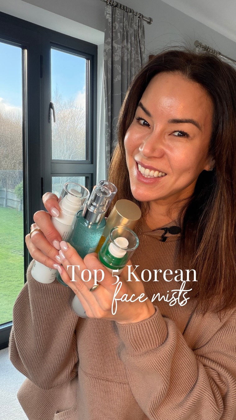 I’m sharing my Top 5 Korean face mists that you should try this year.
Perfect for hydration, soothing, and that instant glow anytime your skin needs a quick pick-me-up. ✨
💧 @dr.althea_uk 345 Mist
💧 @anua_global PDRN Mist
💧 @exoblanc Exozome Spray
💧 @bioheal.boh_official Panthecell Facial Mist
💧 @medicube_global_official Jelly Mist
Let me know if there are any other face mists you want me to try!
#facemist #kbeauty #kbeautyskincare #koreanskincare #toner