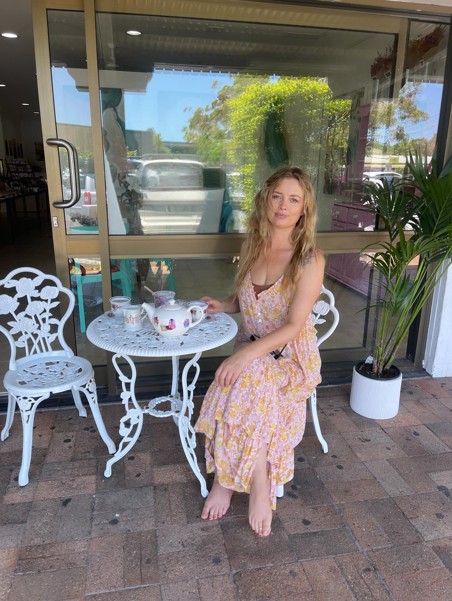 ✨ Happy New Year ✨
I’ve been a little quiet on my personal page lately, simply because I’ve been pouring my heart and energy into building @byron_art_collective_
I’ve been so deeply touched by the response so far — so many people have said how inspiring, uplifting, and welcoming the space feels, and that means more than I can say. I love the details of it all… the deeply feminine art, the layers of colour, the quirky touches, the furniture I’ve upcycled in hot pink, and my collection of vintage tea ware that brings a sense of play and warmth into the space.
Today I did an interview and was asked why I chose to create a gallery exclusively for women. It really made me pause and reflect. Part of it is about exploring what happens when a space is shaped purely through a feminine lens — but it’s also deeply personal. As a mum of four, I know first-hand how easy it is for women, and especially mothers, to feel like we’ve missed the boat or been left behind when it comes to opportunity.
This space is my answer to that.
A place to offer support, visibility, and a stage — and to remind women that it is never too late to be seen, to create, or to begin again.
Here’s to more colour, more connection, and more women rising together in the year ahead 🤍 #byronartcollective
#womencreatives
#femininespaces
#artwithheart
#womenrising