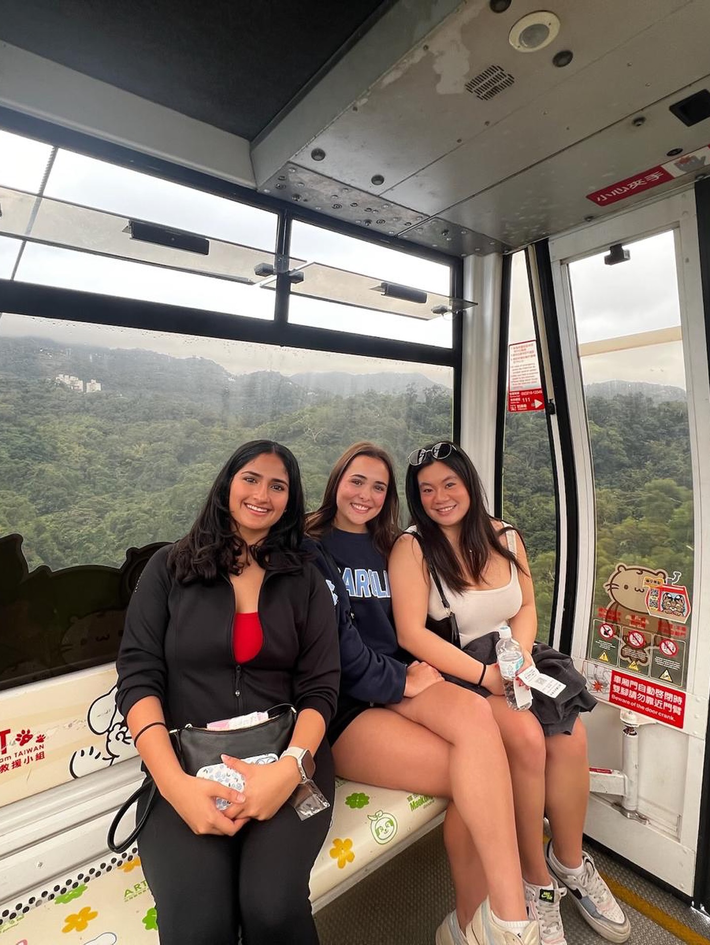 During our break between the two semesters a lot of the TREBLE students went traveling! The adventures took place all over the world including both Japan, Cambodia, Malaysia, China, Taiwan, Thailand, San Francisco and many many other places🙌🏼
As we settle in for the coming semester in Singapore here are a few of the highlights from these trips☀️