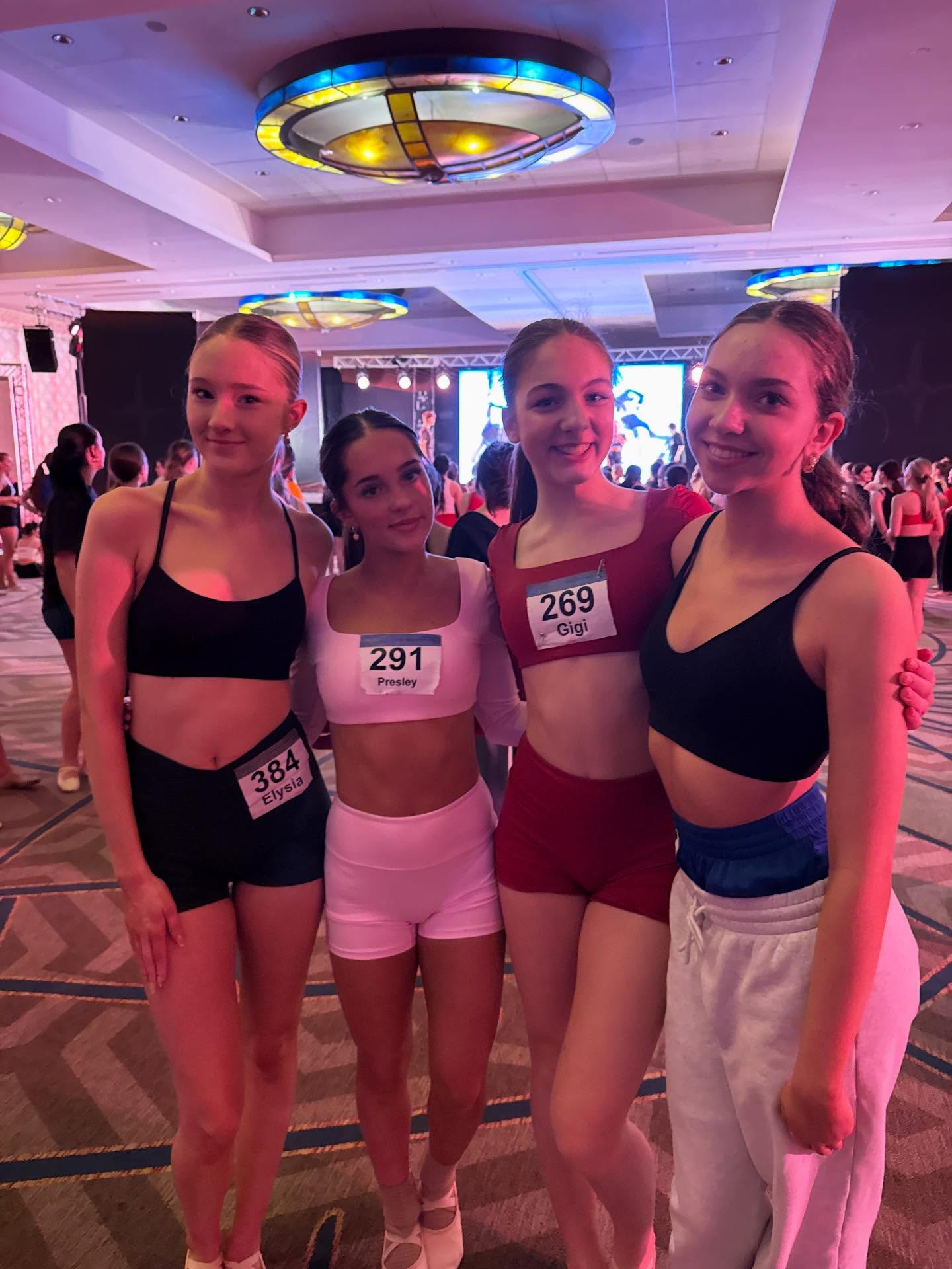 Shout-out to these dancers who attended @adrenalinedanceinc this weekend! Big congratulations to @sofifi.dances on her top ten placement and Honored Dancer nomination!