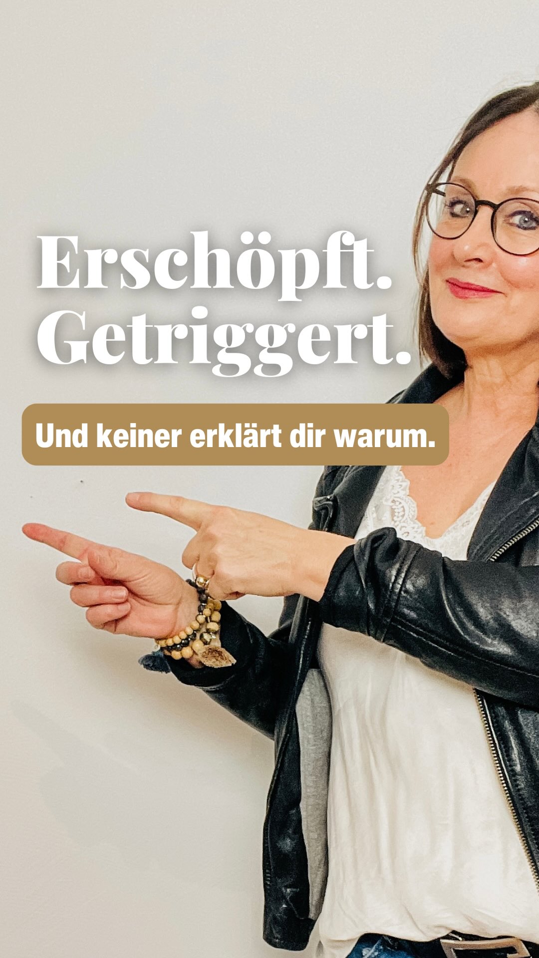 Das habe ich jetzt nicht gesagt⤵️
Ich dachte lange, ich muss strukturiert arbeiten... Checklisten. Fahrpläne. Schema F. Und viele Fragen stellen.
Nur: Das bin ich nicht.
😍Ich bin die, die tiefer geht.
😍Die nicht aufhört zu suchen.
😍Die mit dem Muskeltest findet, was wirklich los ist. Punktgenau. Nicht raten. Nicht nur über den Verstand.
Und genau das brauchen die Mamas, die zu mir kommen: Keine Standard-Tipps.
Sondern jemanden, der WIRKLICH hinschaut: bei dir UND bei deinem Kind. Ohne zu bewerten und ganz kreativ.
Weil sie sich wünschen:
✨Endlich verstehen, warum sie so reagieren. Und warum ihr Kind so reagiert.
✨Ruhiger werden und Klarheit haben, auch wenn das Kind tobt.
✨Wieder handlungsfähig werden.
Bleib hier auf meinem Account @andrea.martini.begleitet, wenn du das auch suchst.
Deine Andrea 💛
NERVENSYSTEM
MAMAS
VERSTEHEN
TRAUMA
DIAGNOSEN